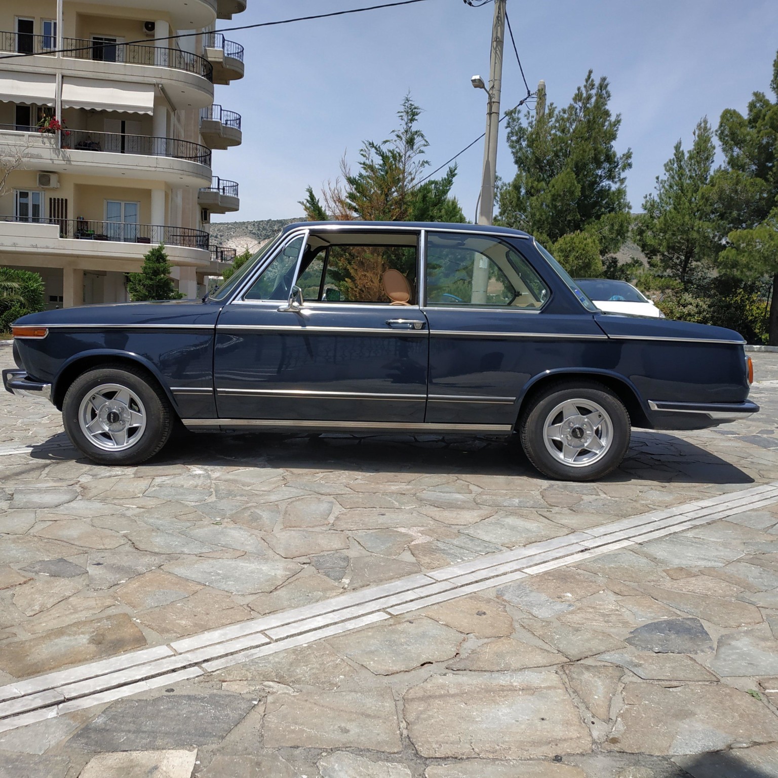 BMW 2002 