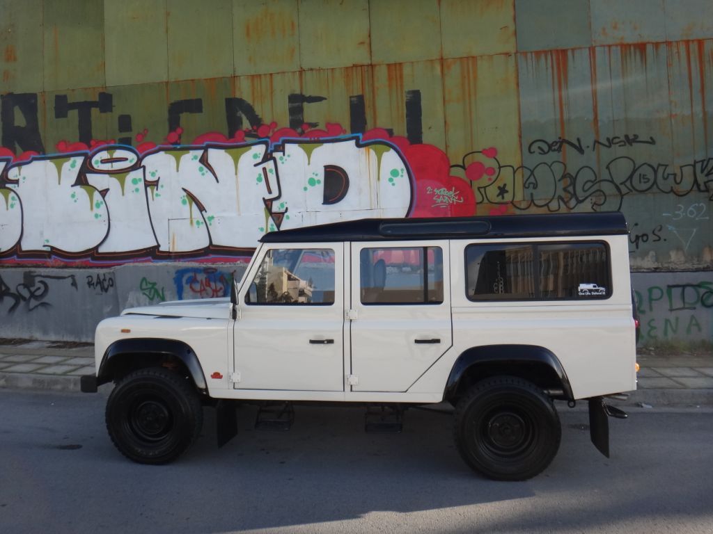 Land Rover 110 / Defender 110 (Euro Spec) 
