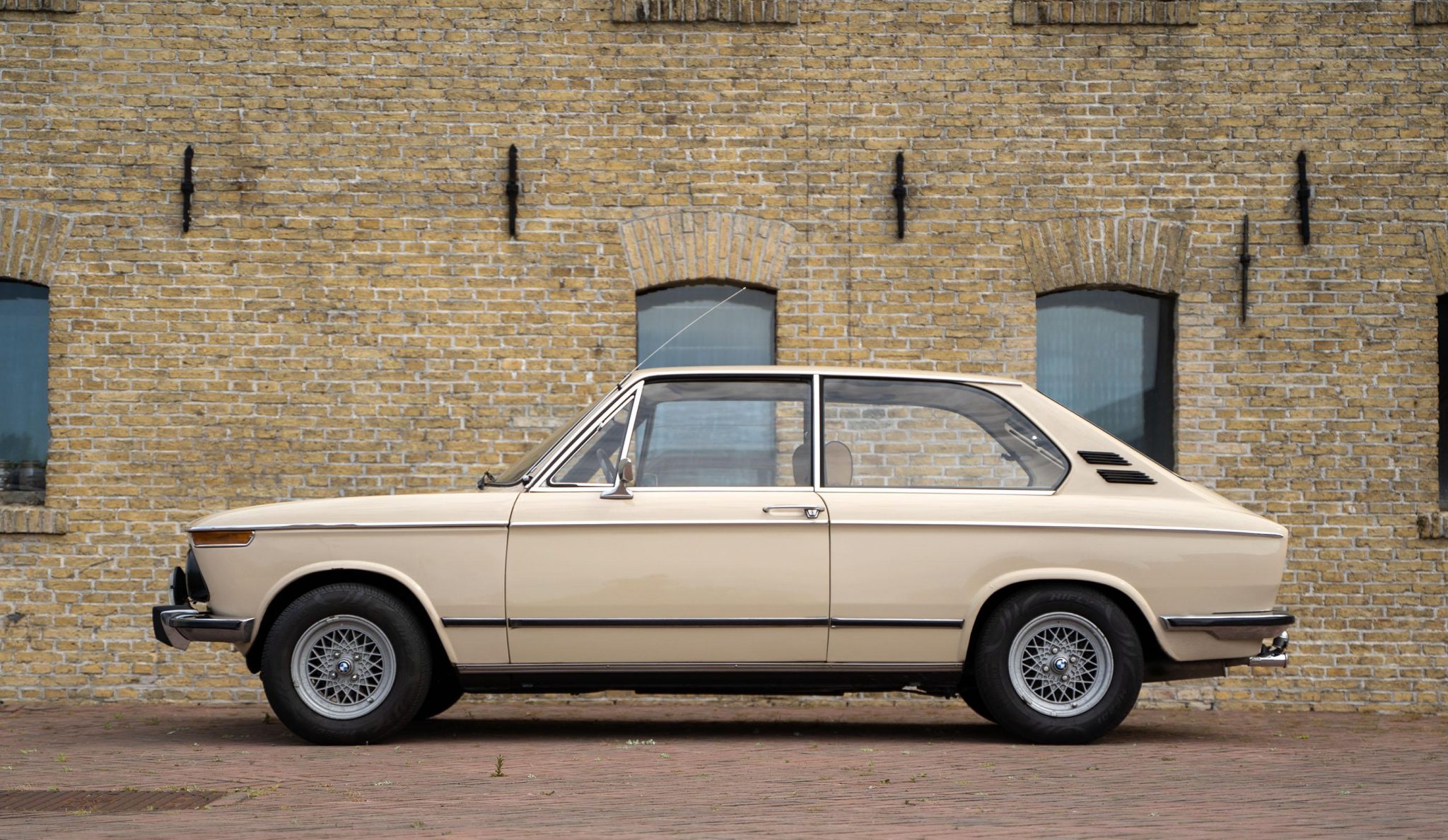 BMW 02 Series Touring 