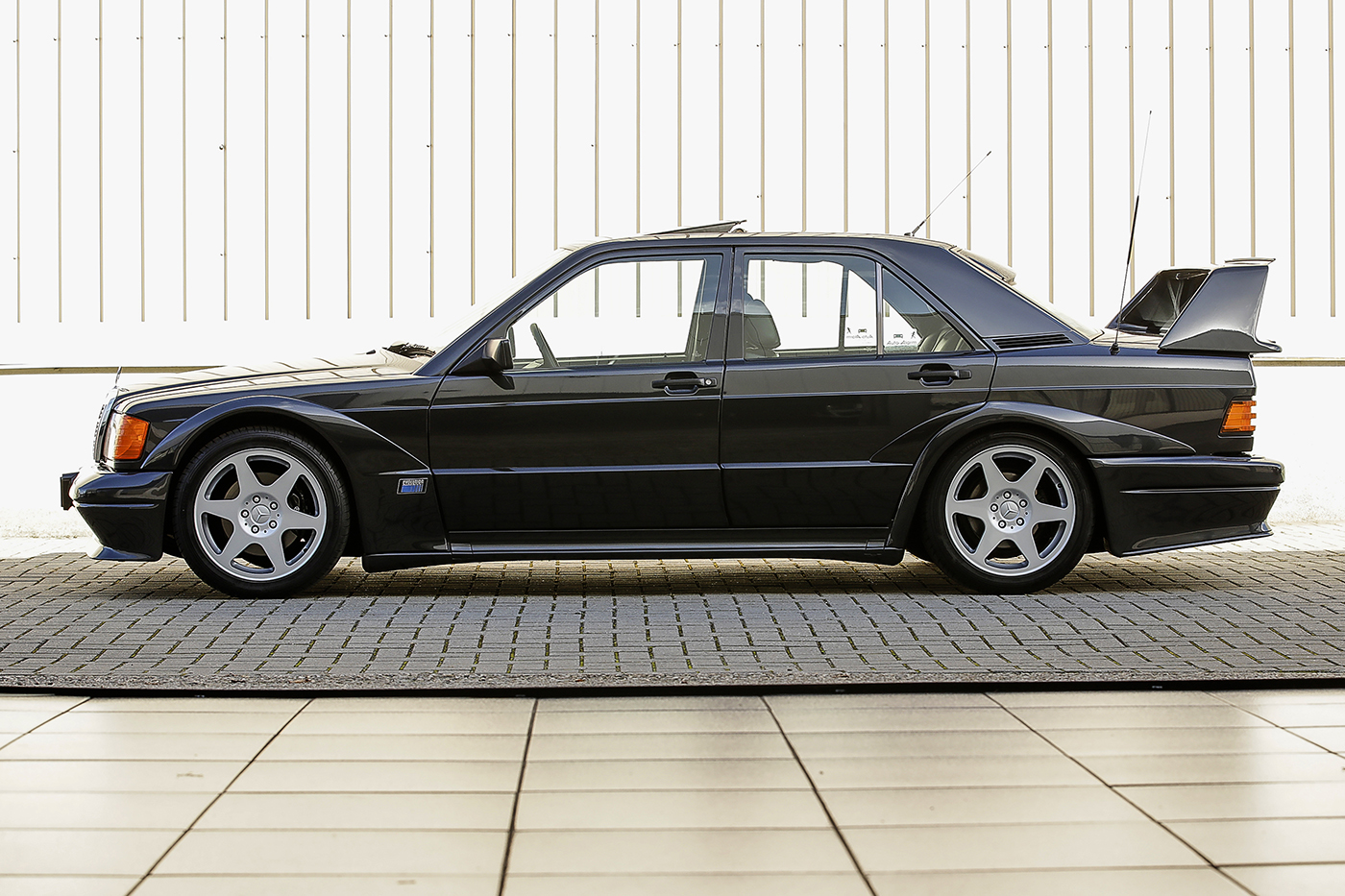 Mercedes-Benz 190E 2.3-16 & 2.5-16 