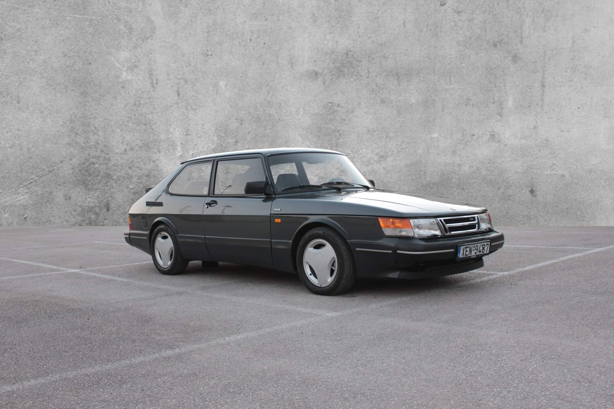 Saab 900 