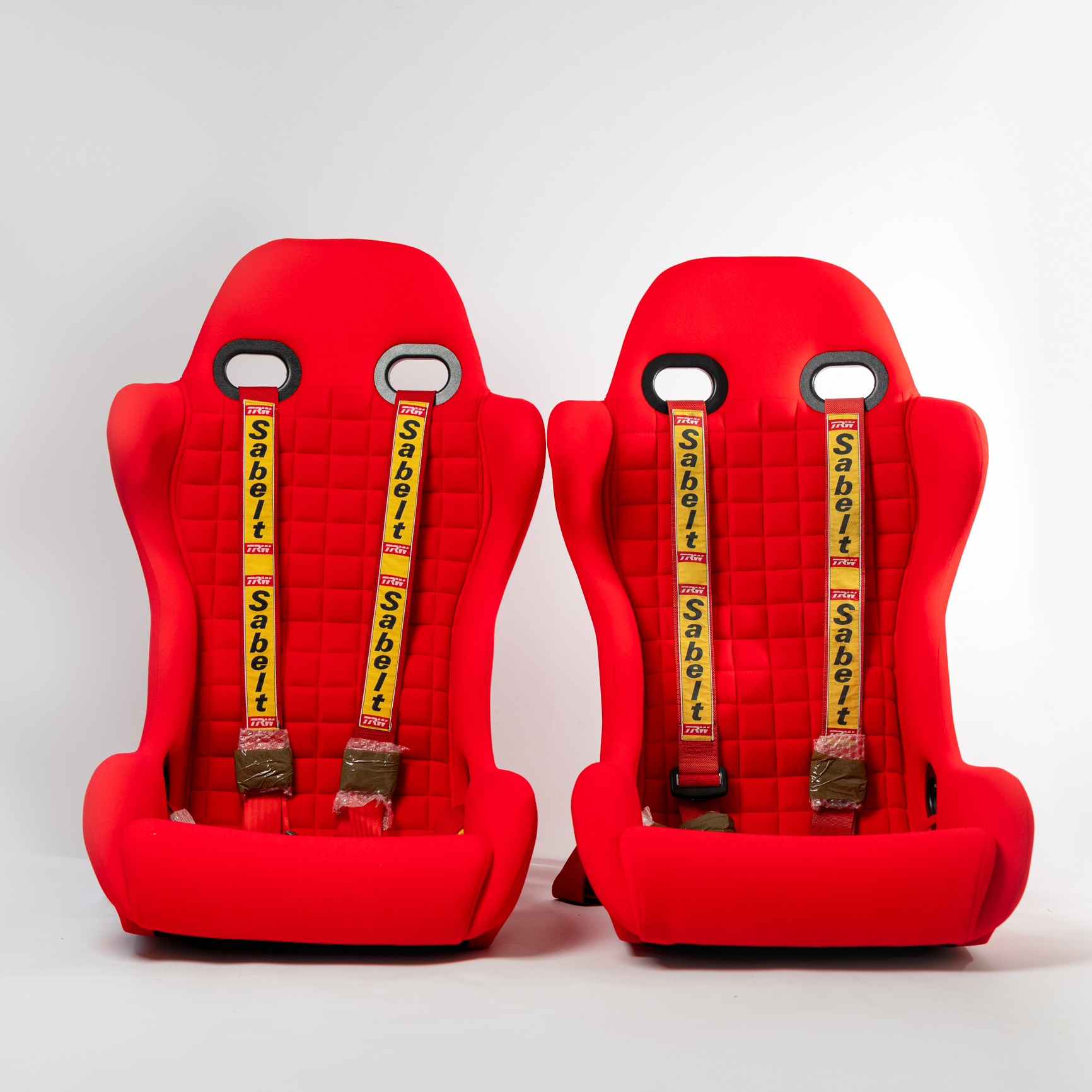 Ferrari F40 LM Seats and Sabelt Harnesses