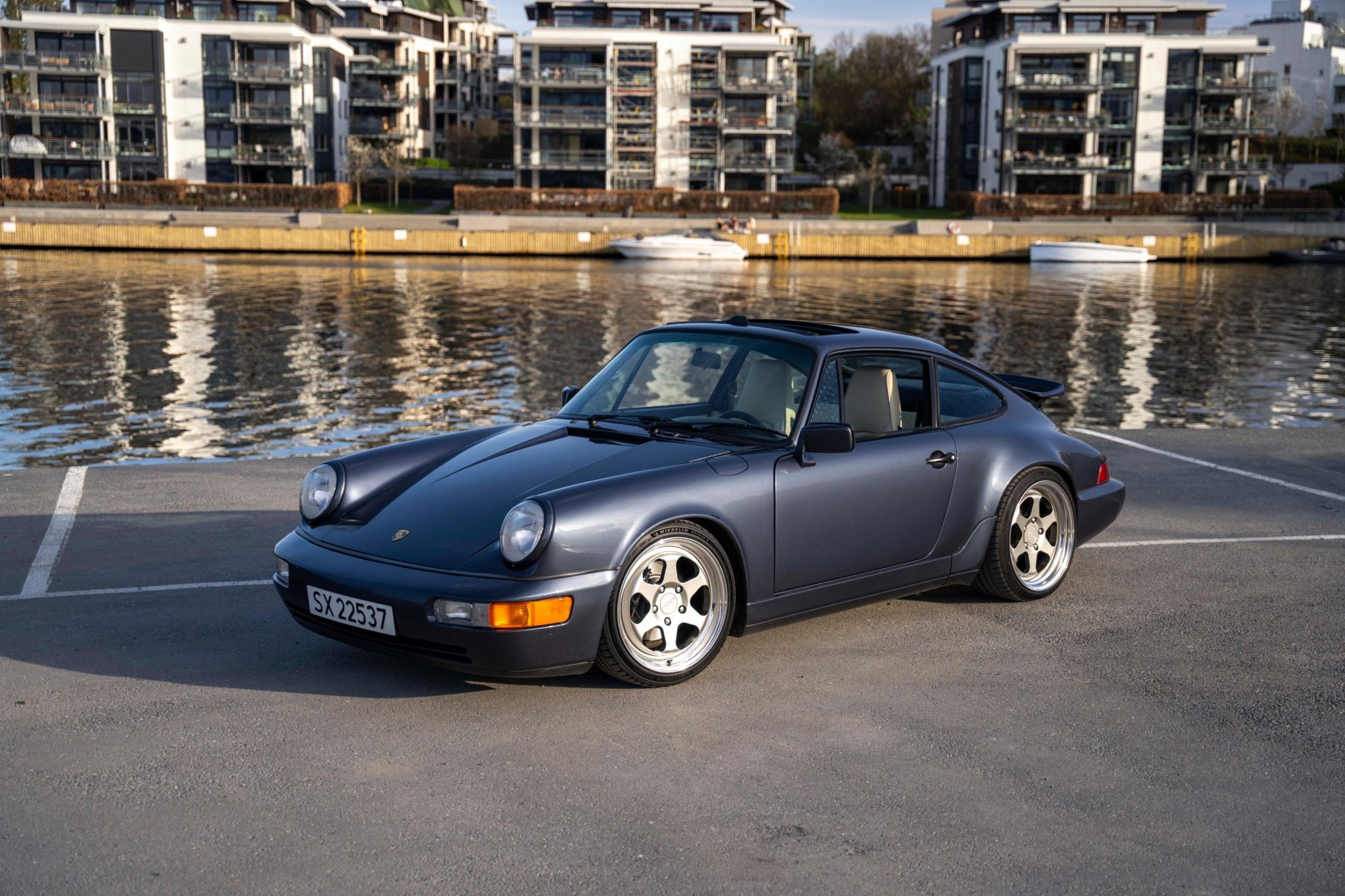 Porsche 964 911 (Non-Turbo) 