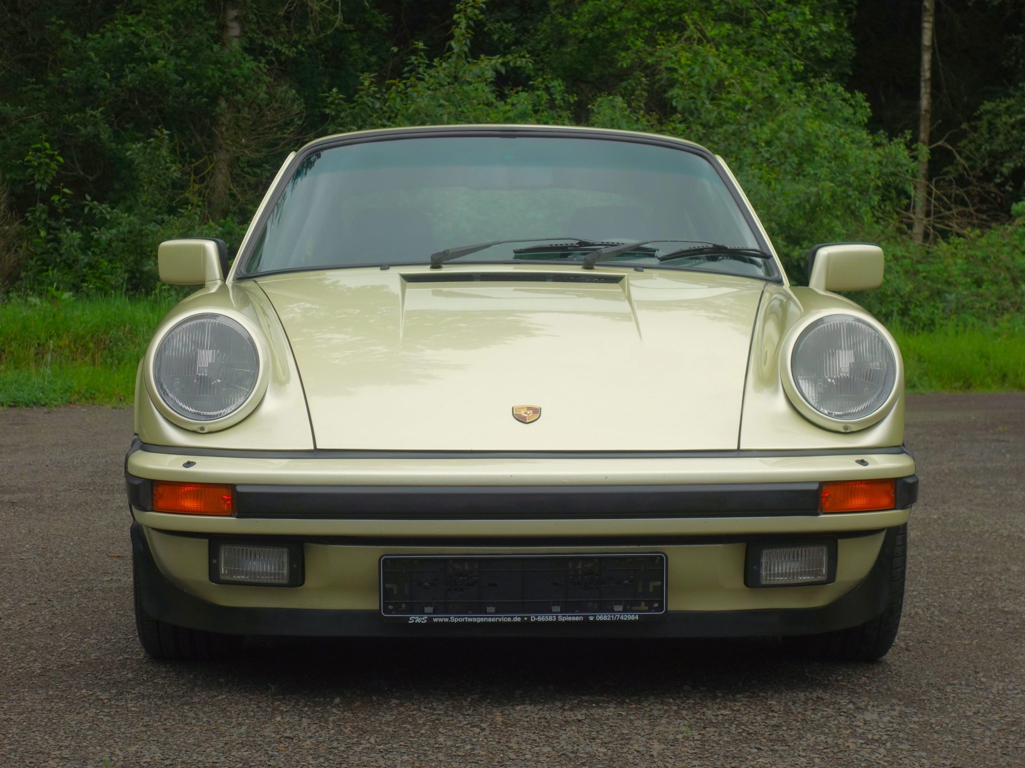 Porsche 911 Carrera 3.2 