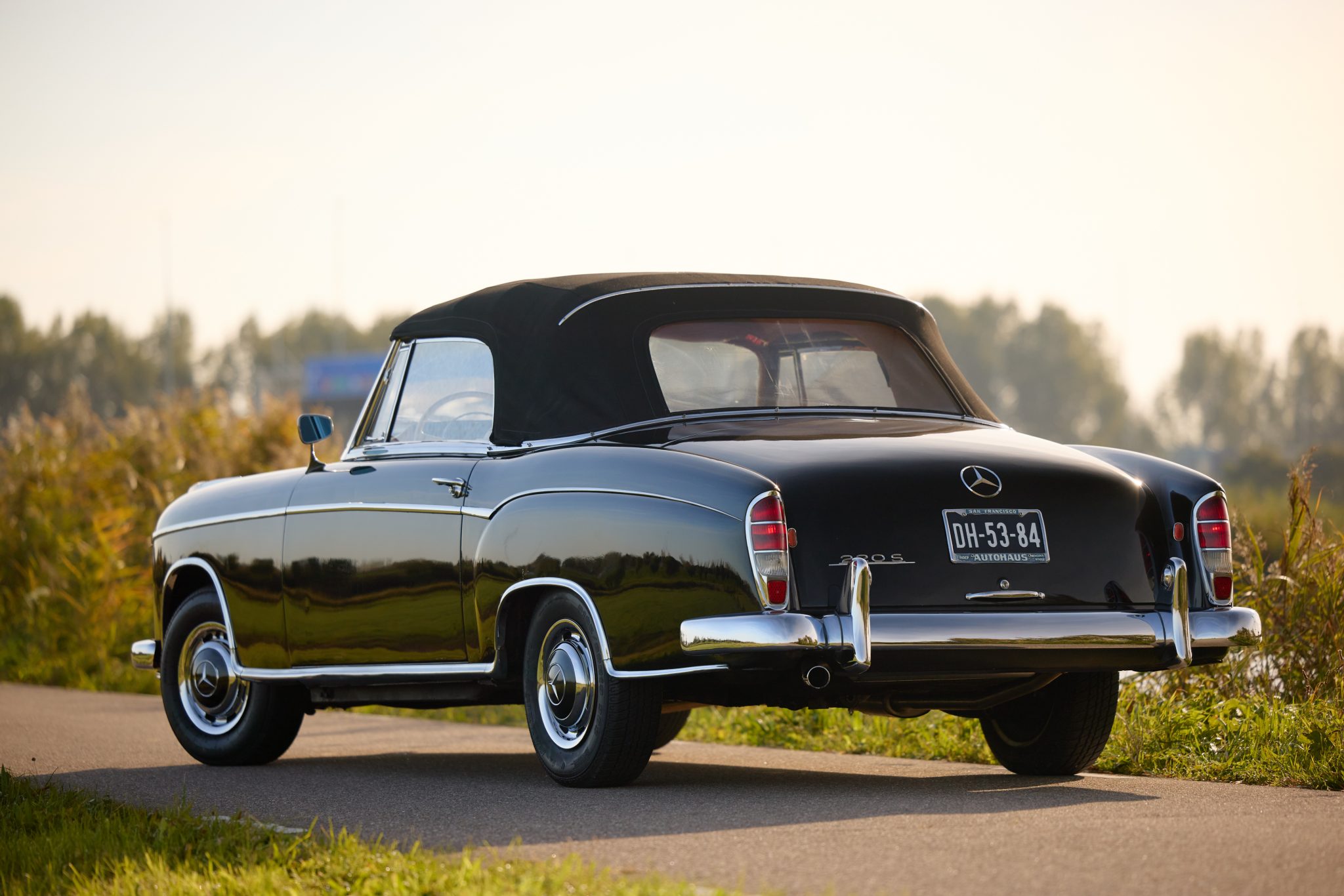 Mercedes-Benz Ponton 