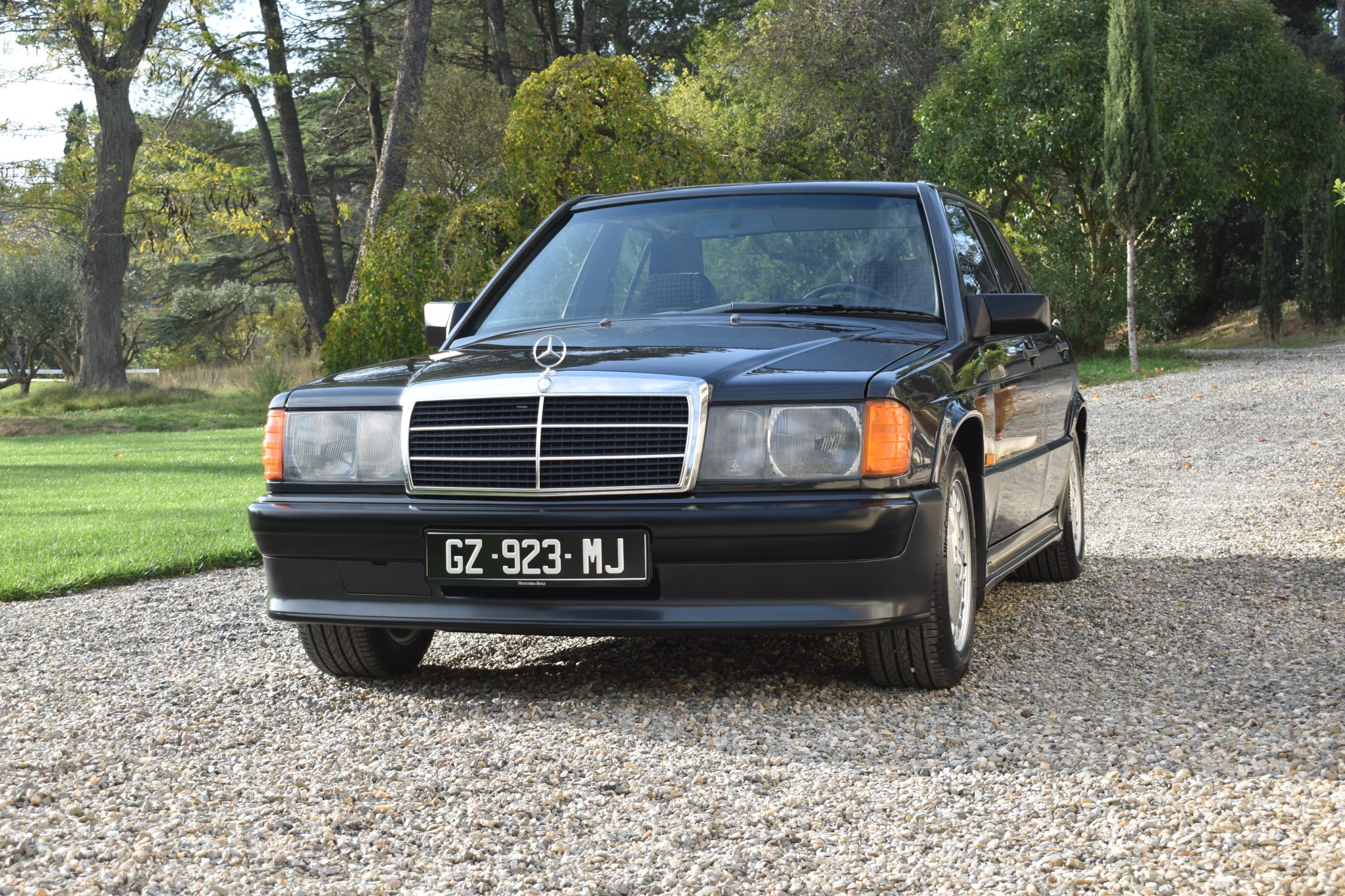 Mercedes-Benz 190E 2.3-16 & 2.5-16 