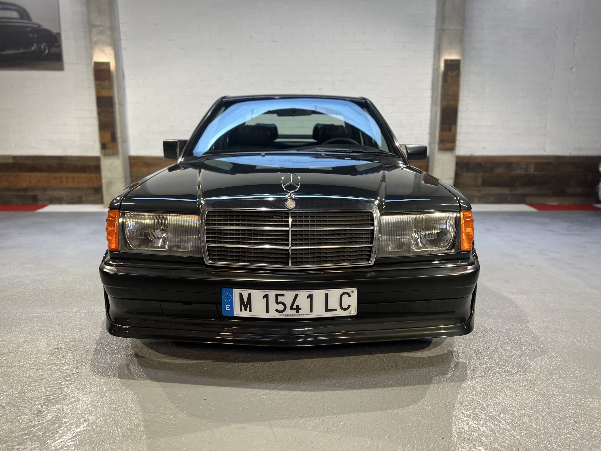 Mercedes-Benz 190E 2.3-16 & 2.5-16 