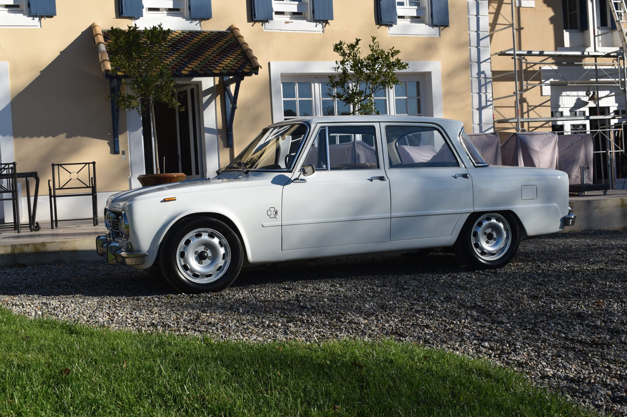 Alfa Romeo 105 Series Sedan 