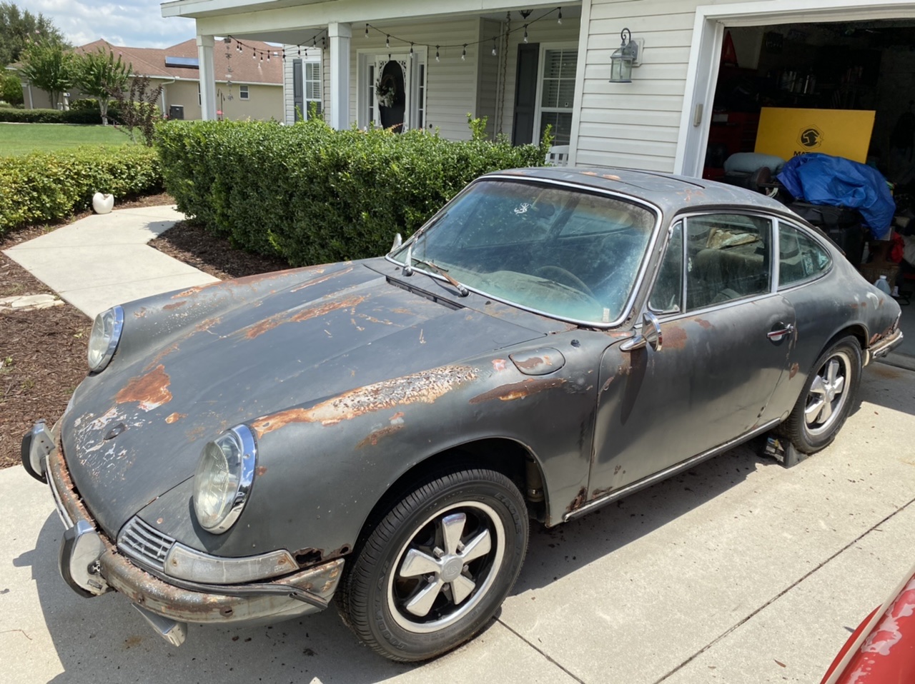 Porsche SWB 911 (1965-1968) 