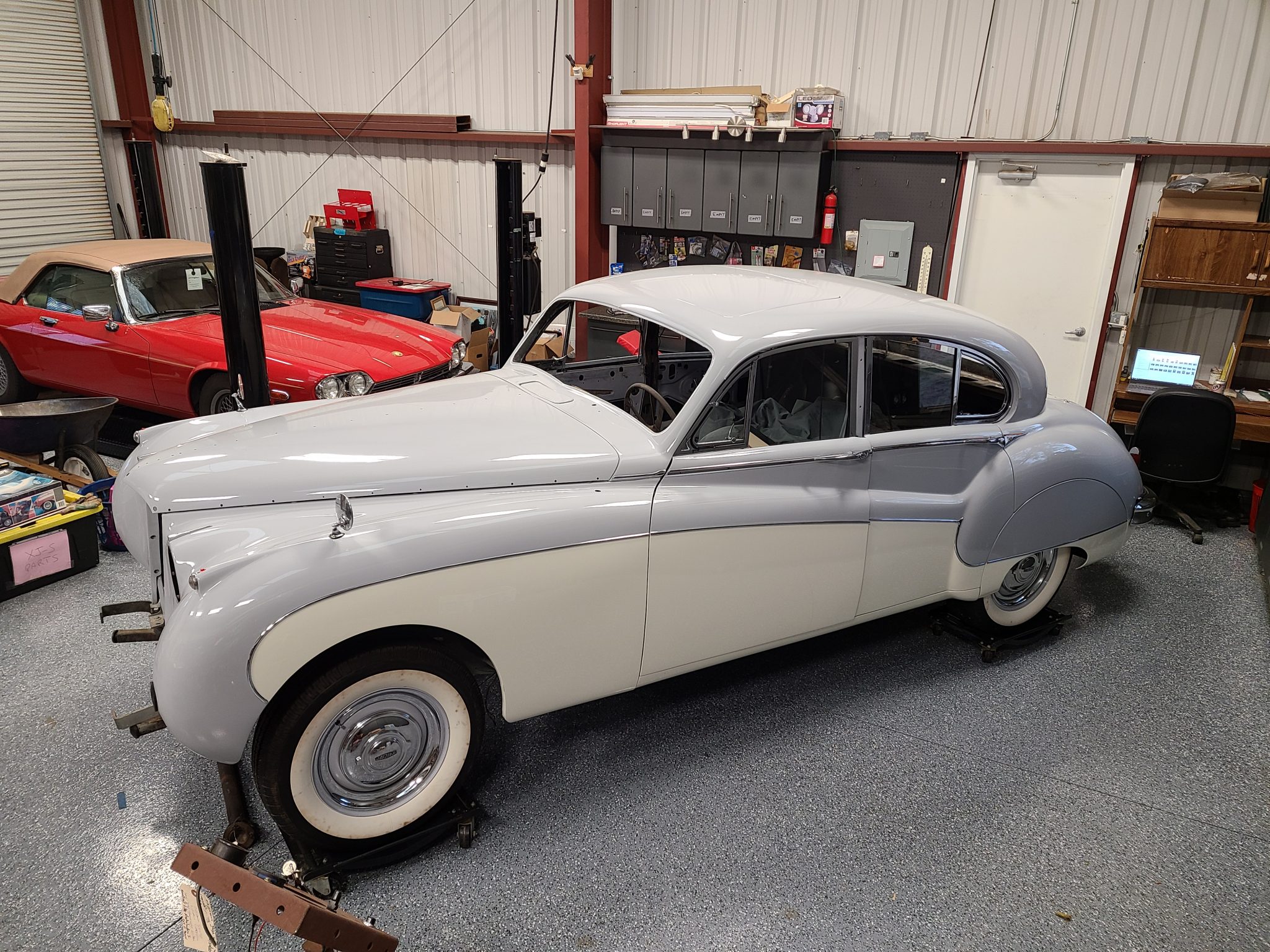 Jaguar Mk VII, VIII, & IX 