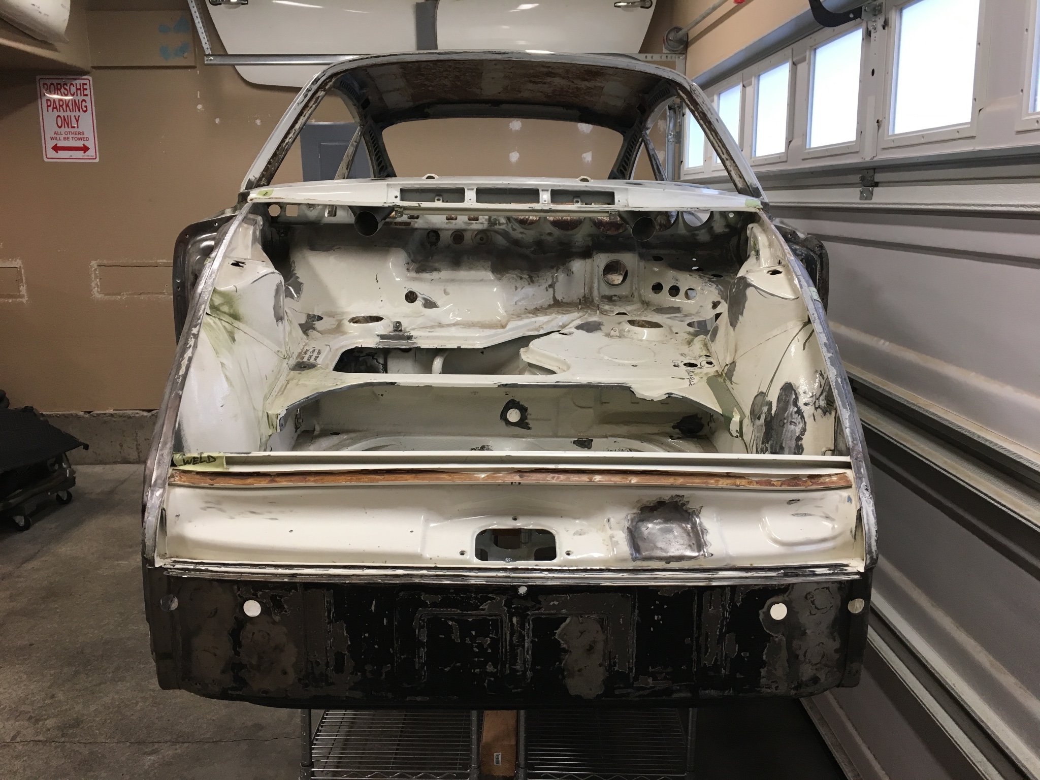 Porsche LWB 911T (1969-1973) 