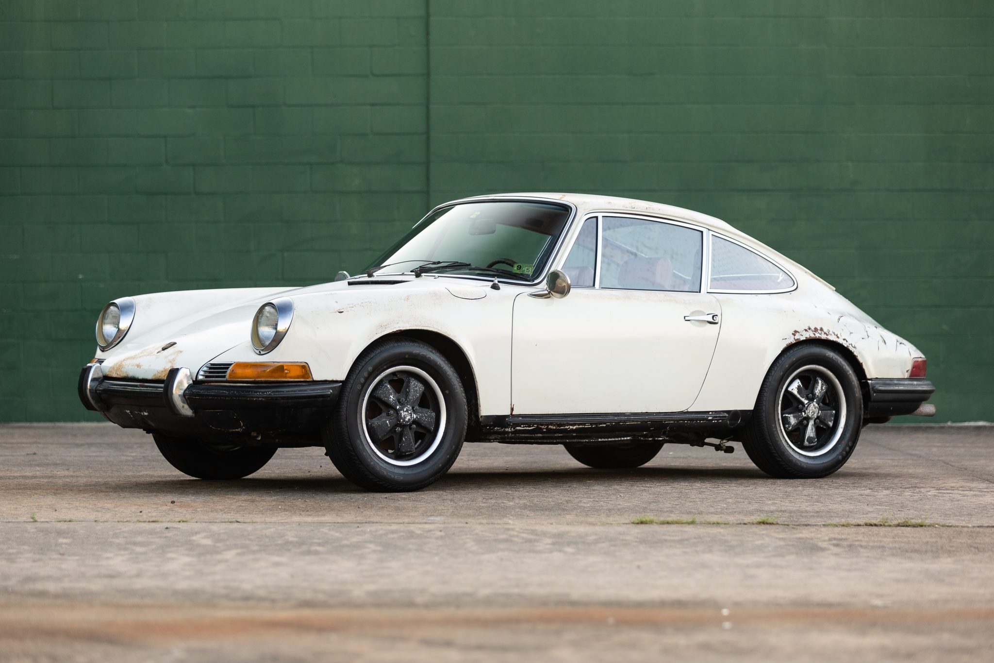 Porsche LWB 911T (1969-1973) 