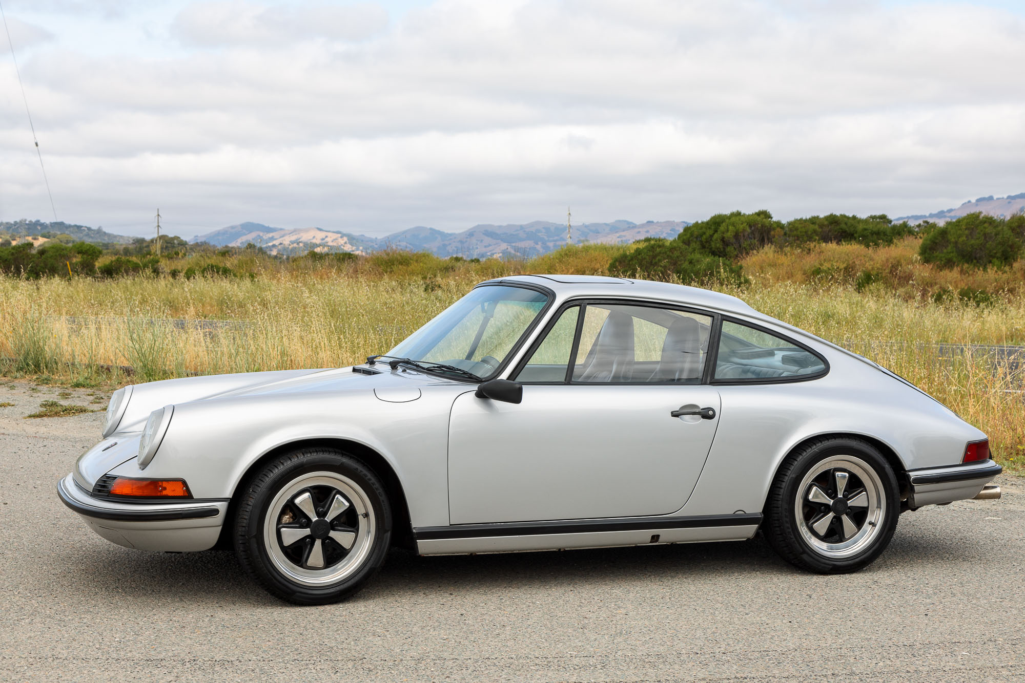 Porsche LWB 911S (1969-1973) 