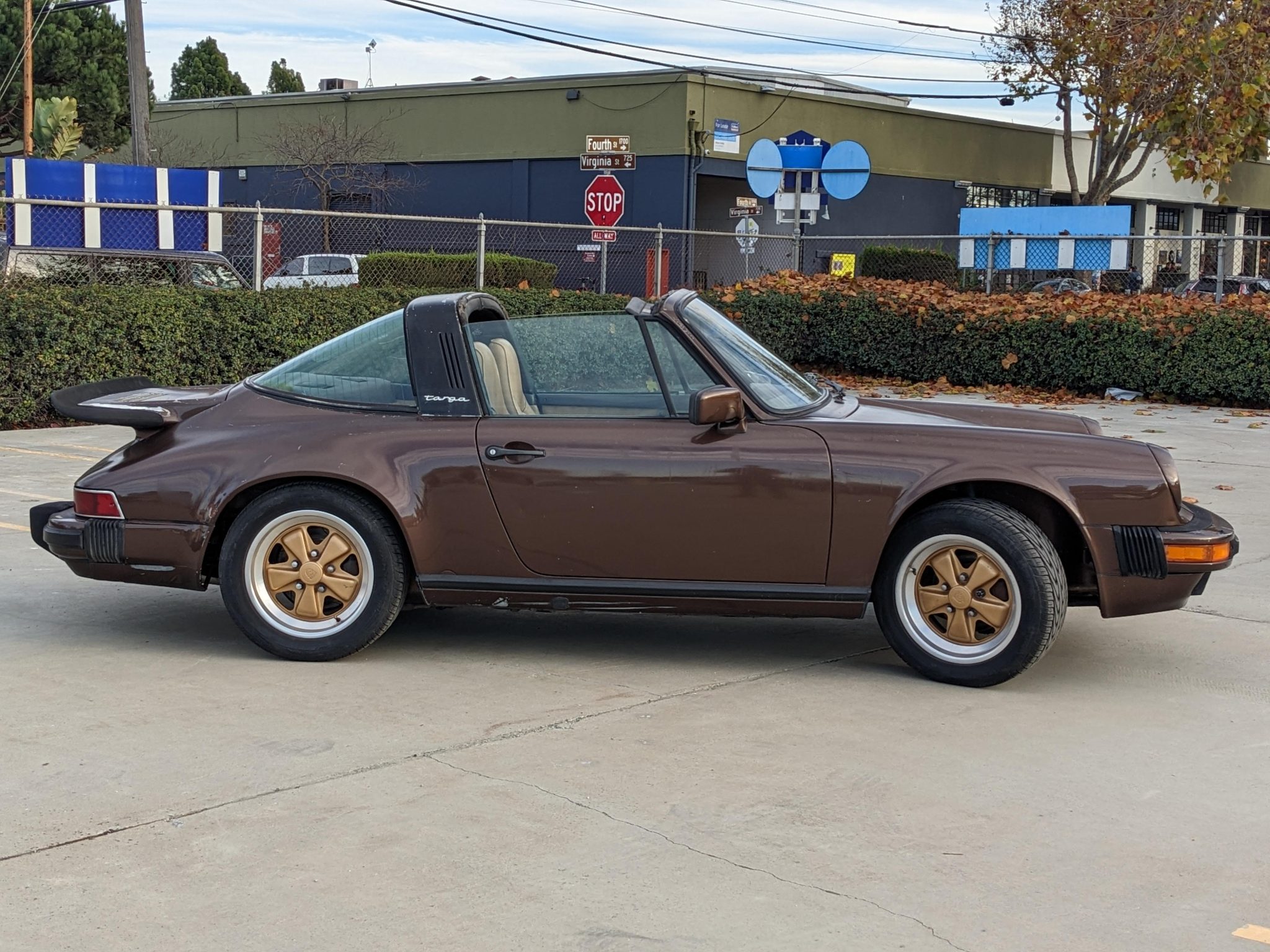 Porsche 911 Carrera 3.2 