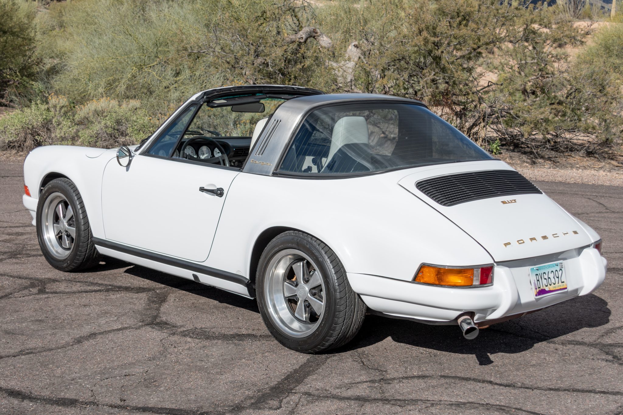 Porsche LWB 911T (1969-1973) 