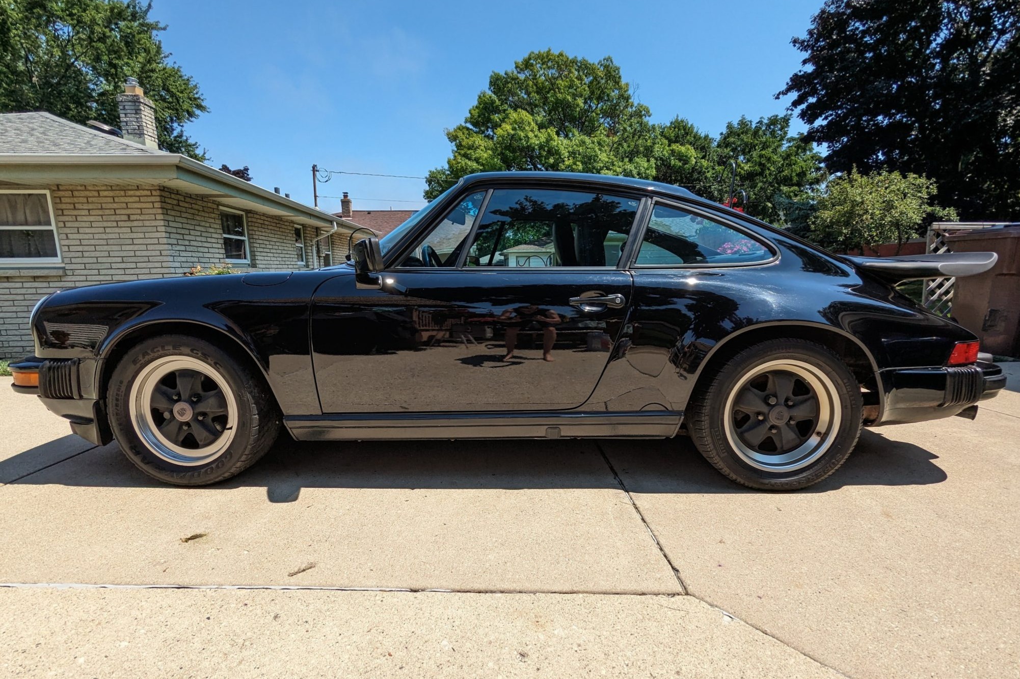 Porsche 911 Carrera 3.2 