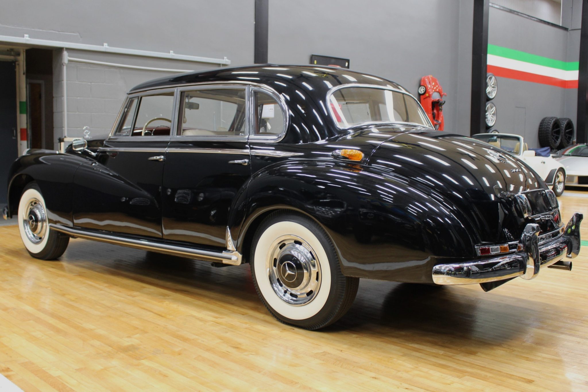 Mercedes-Benz W186 & W189 Adenauer 