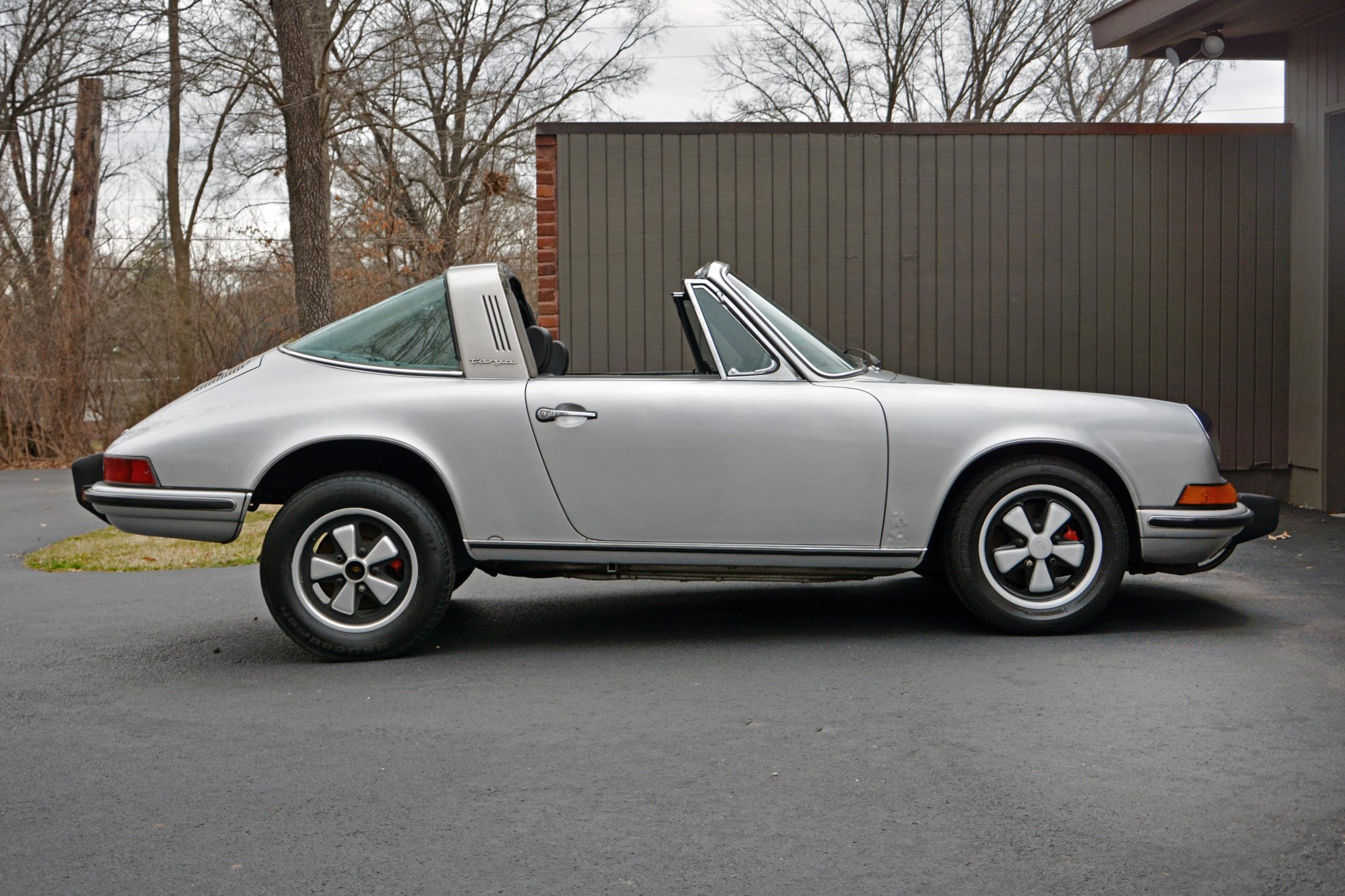Porsche LWB 911T (1969-1973) 