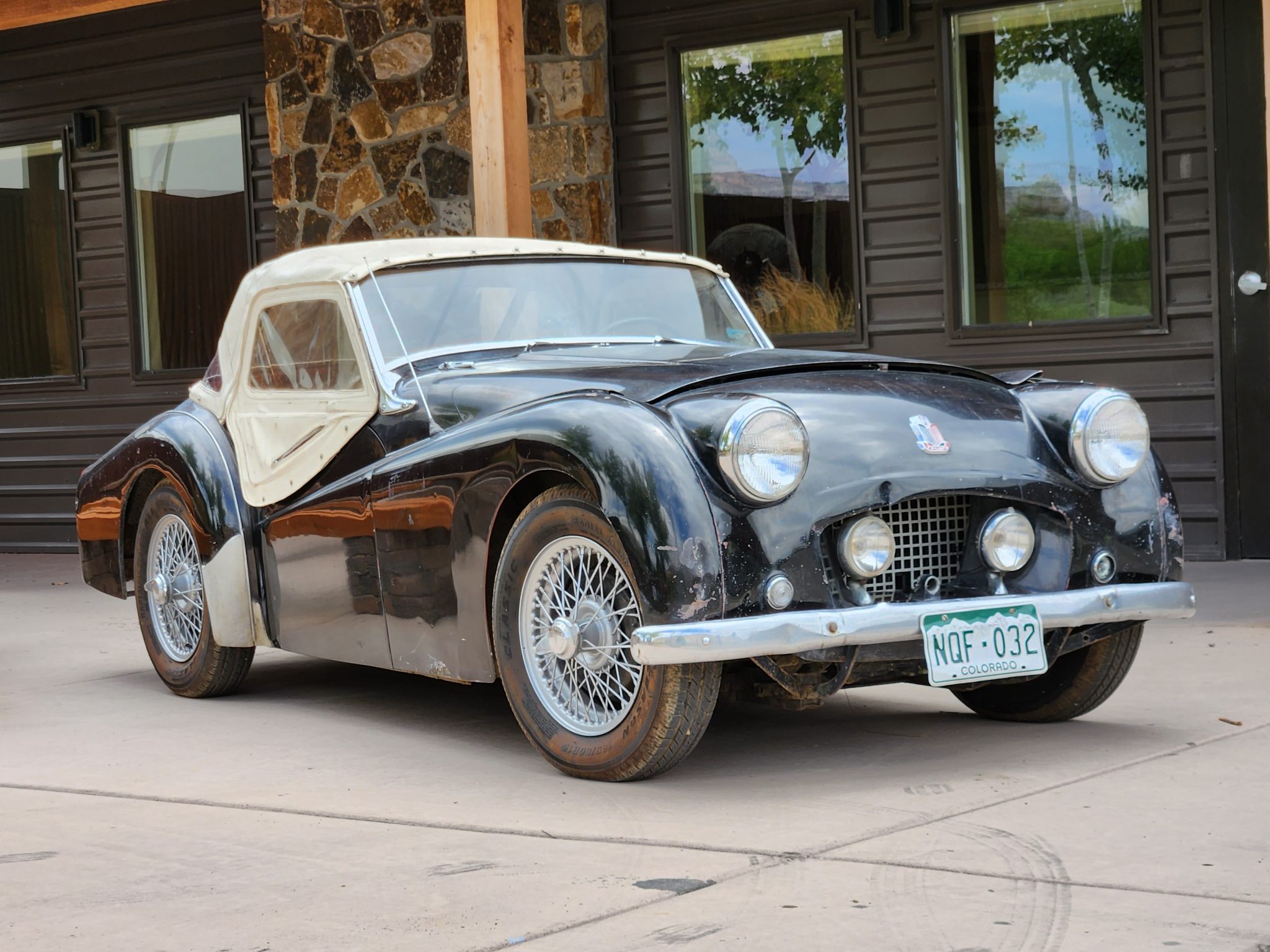 Triumph TR2 