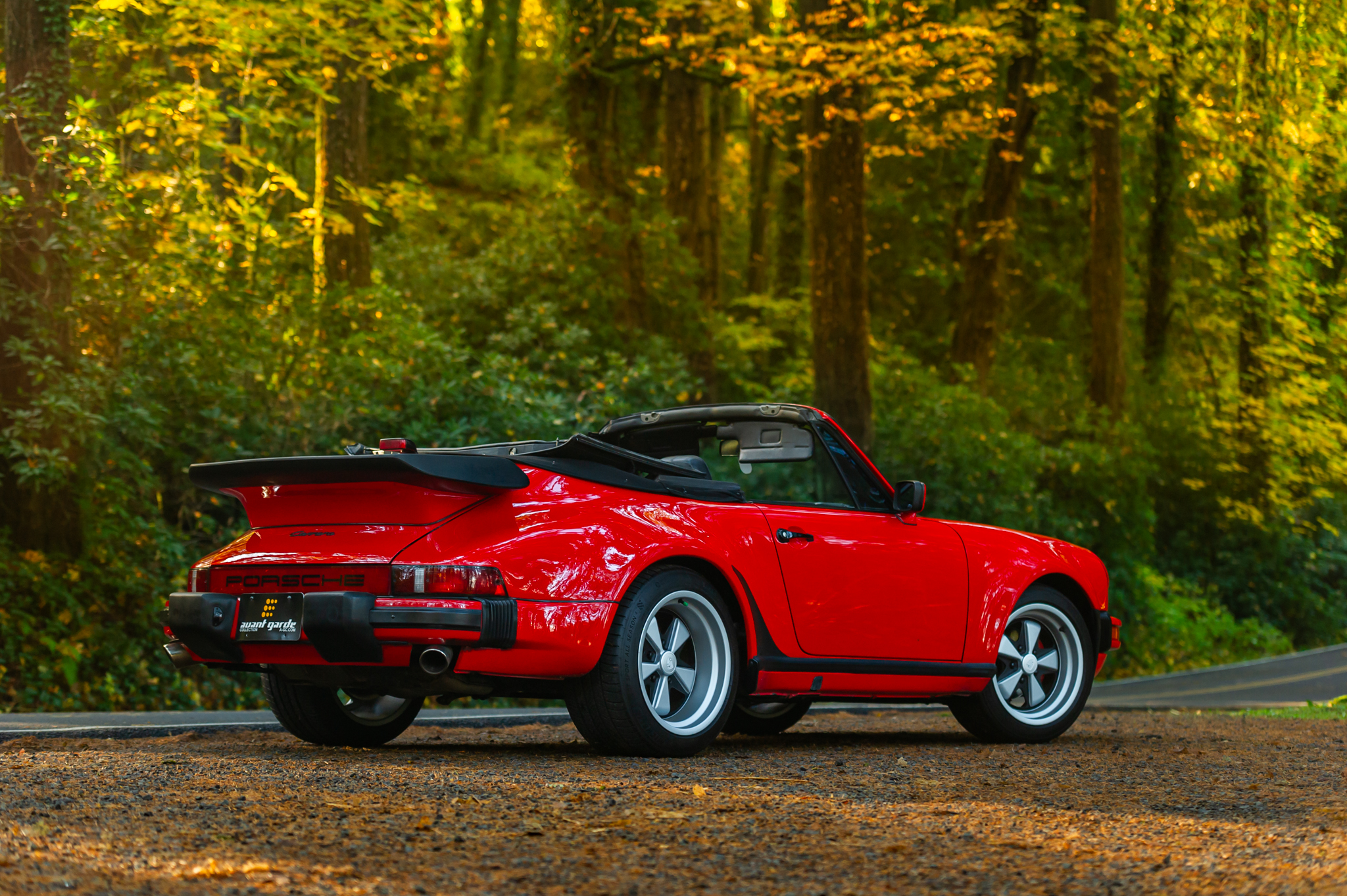 Porsche 911 Carrera 3.2 