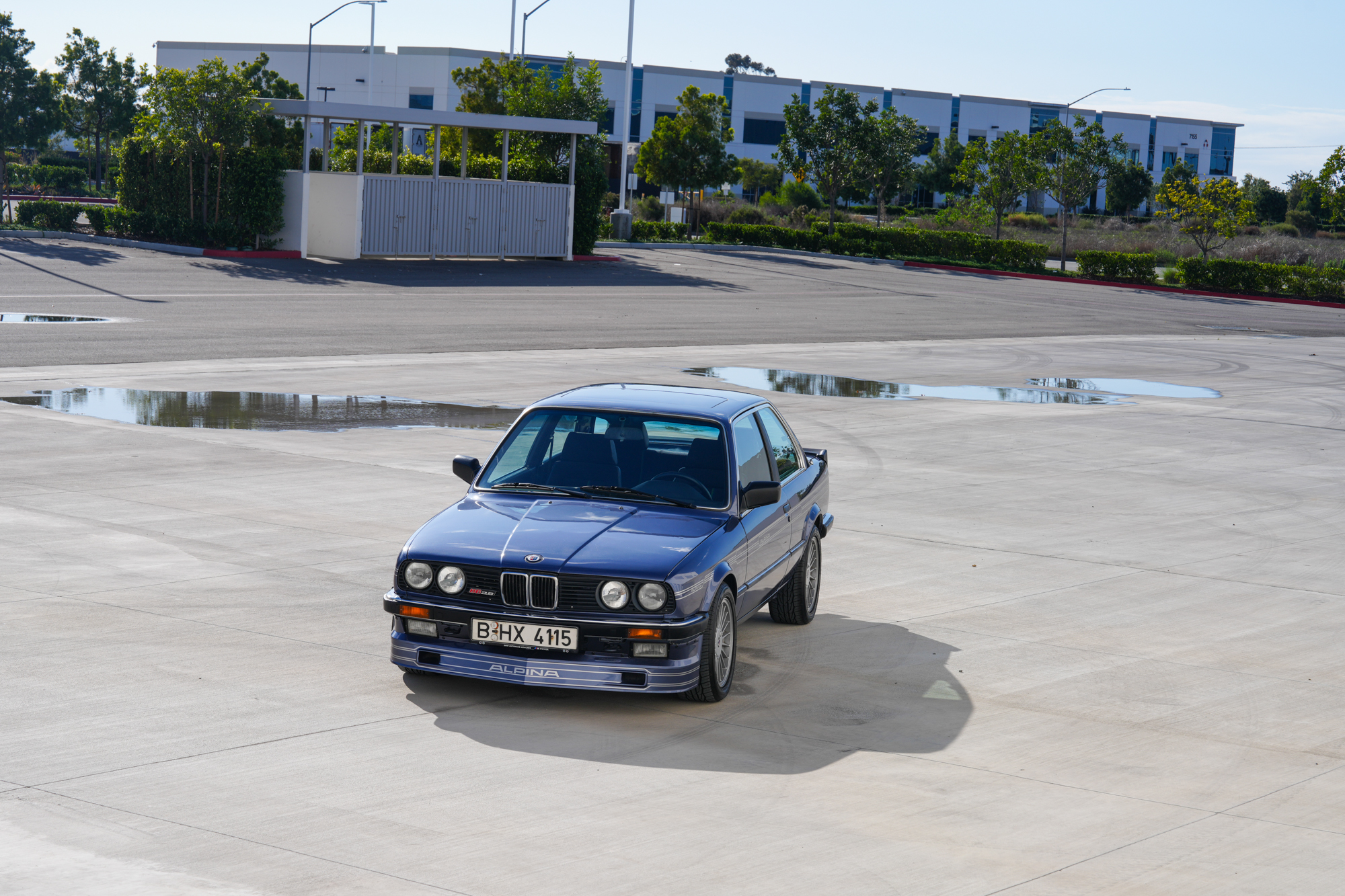 BMW E30 3-Series Coupe 