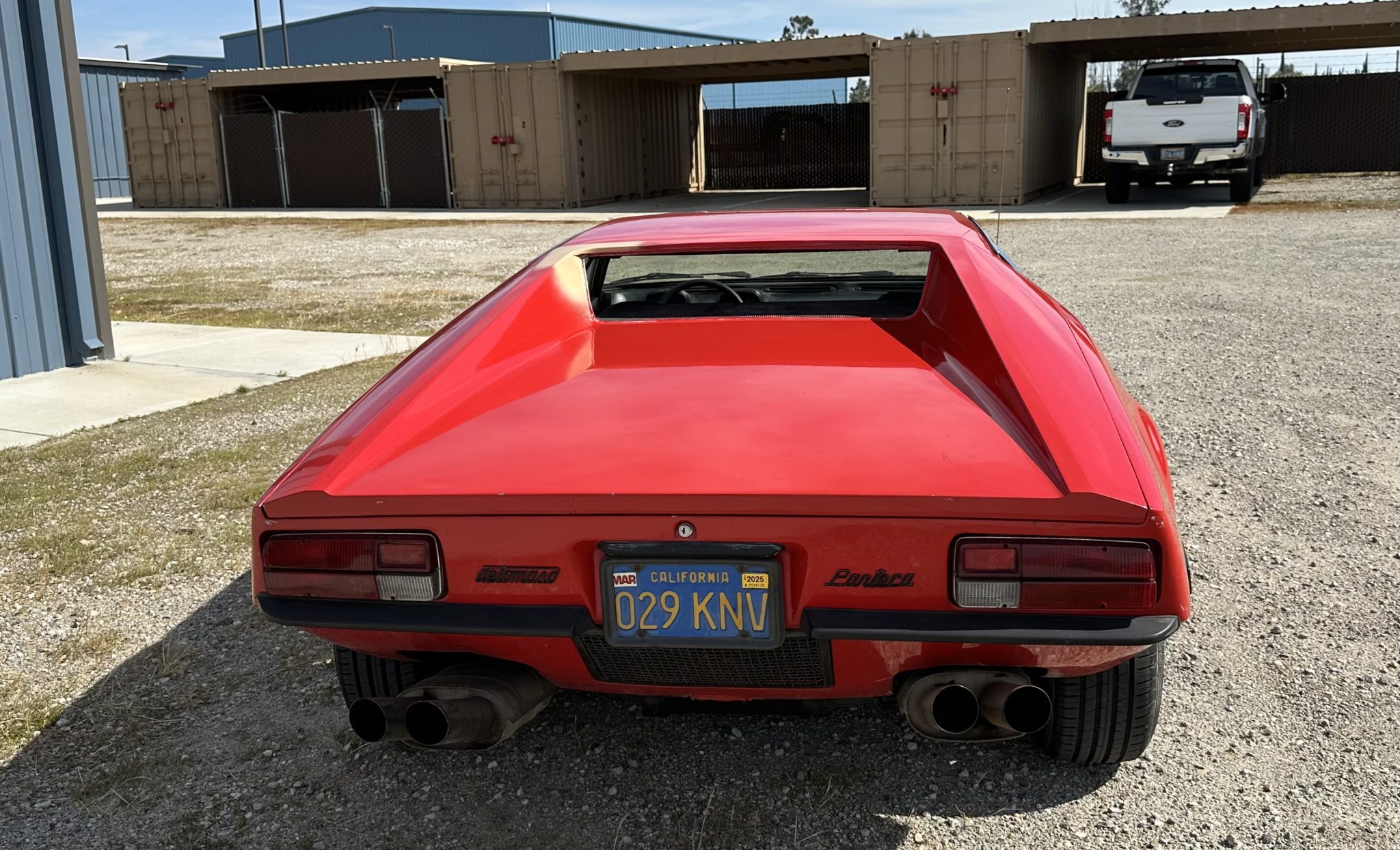 DeTomaso Pantera 