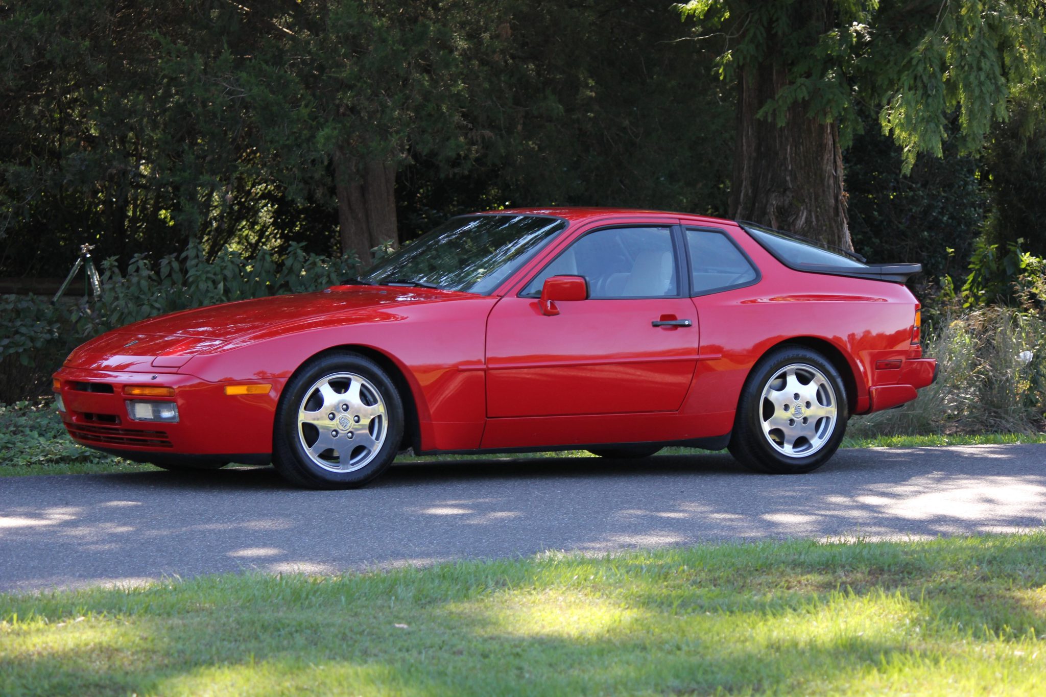 Porsche 944 Turbo 