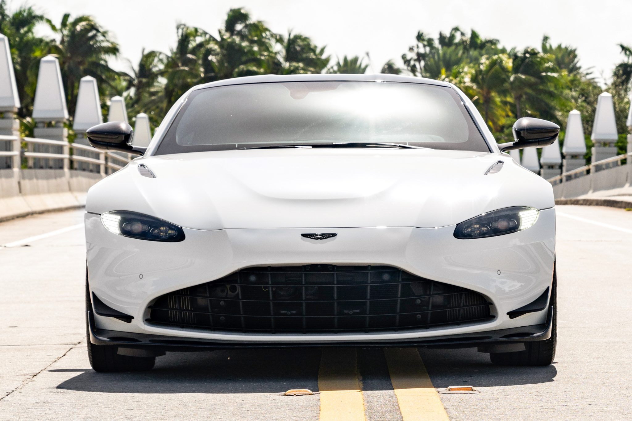 Aston Martin V8 Vantage (2006+) 