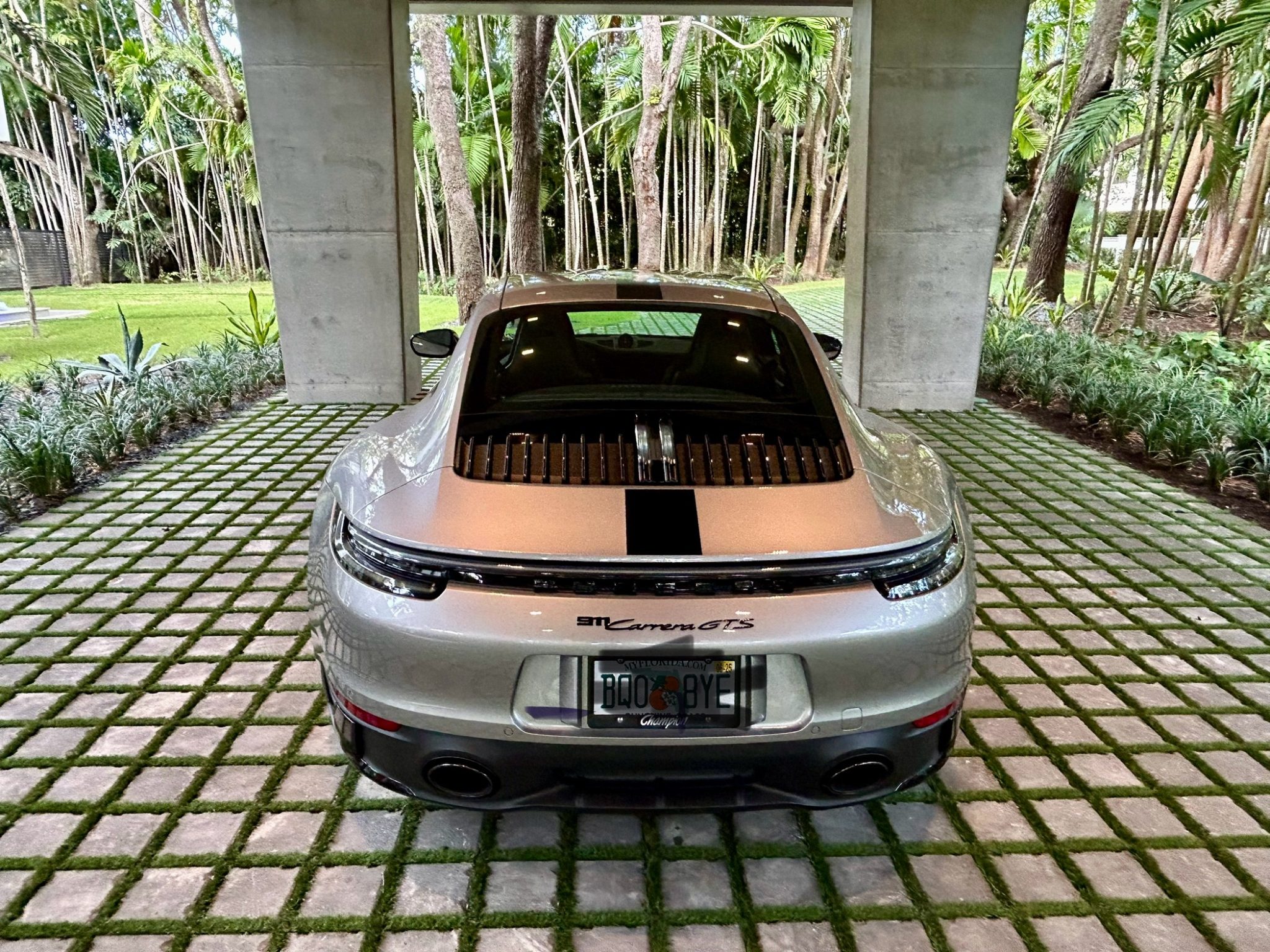 Porsche 992 911 (Non-Turbo/GT2/GT3) 