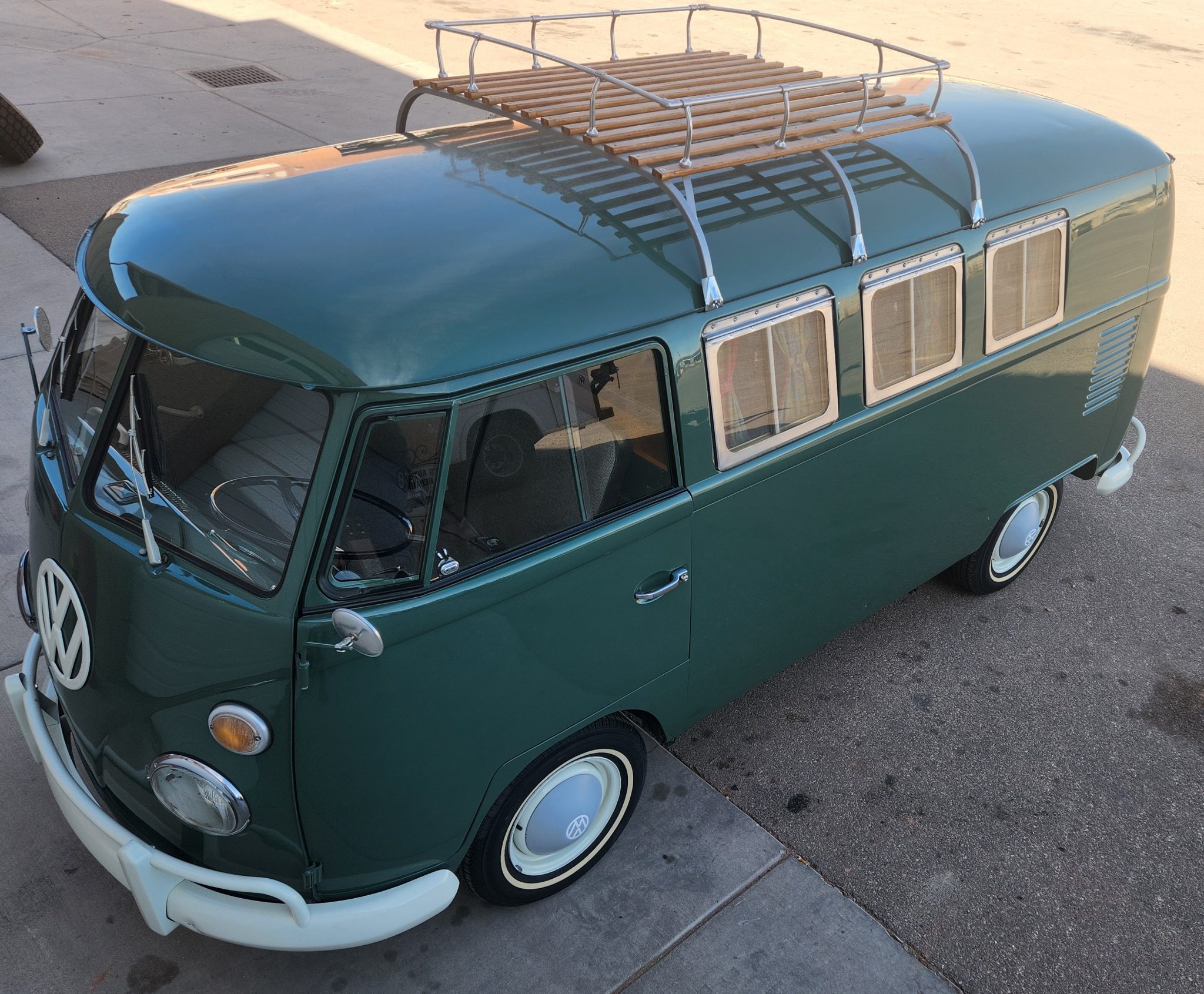 Volkswagen Split-Window Bus 