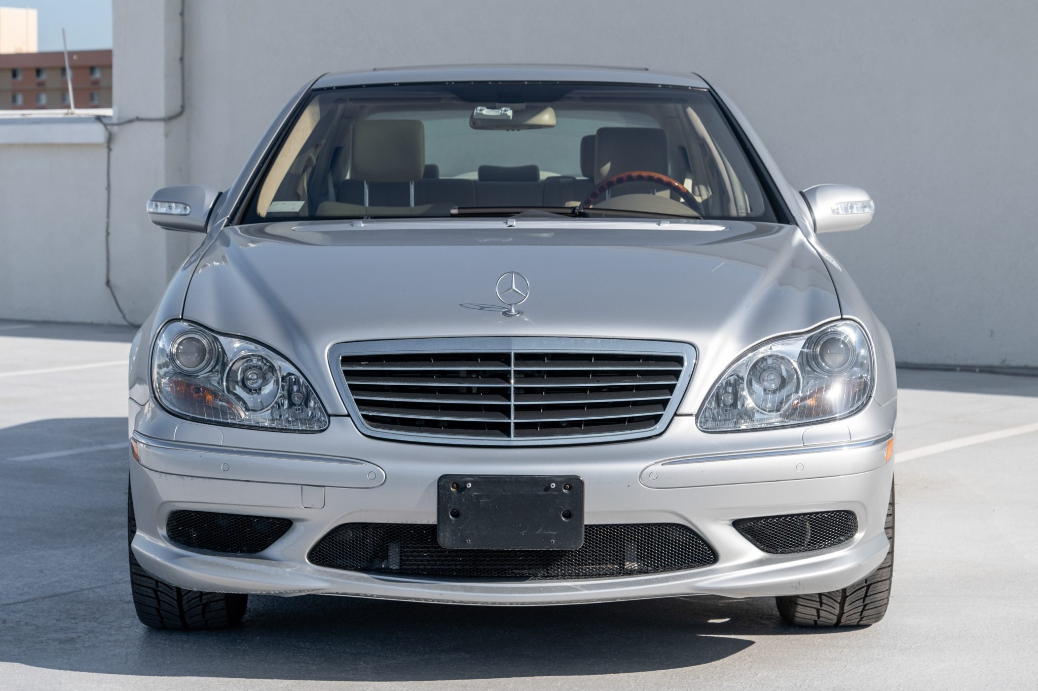 Mercedes-Benz W220 S-Class 