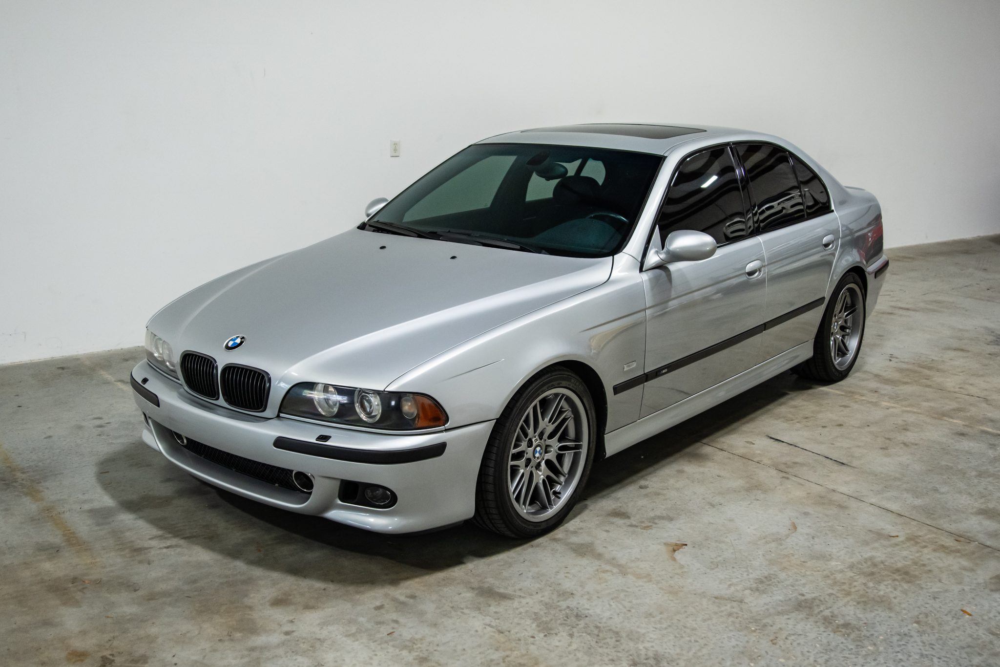 BMW E39 M5 