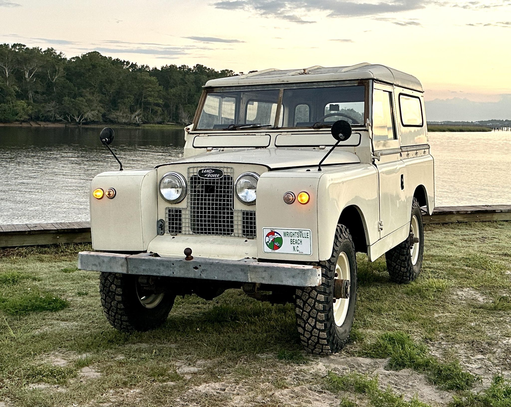 Land Rover Series 88 