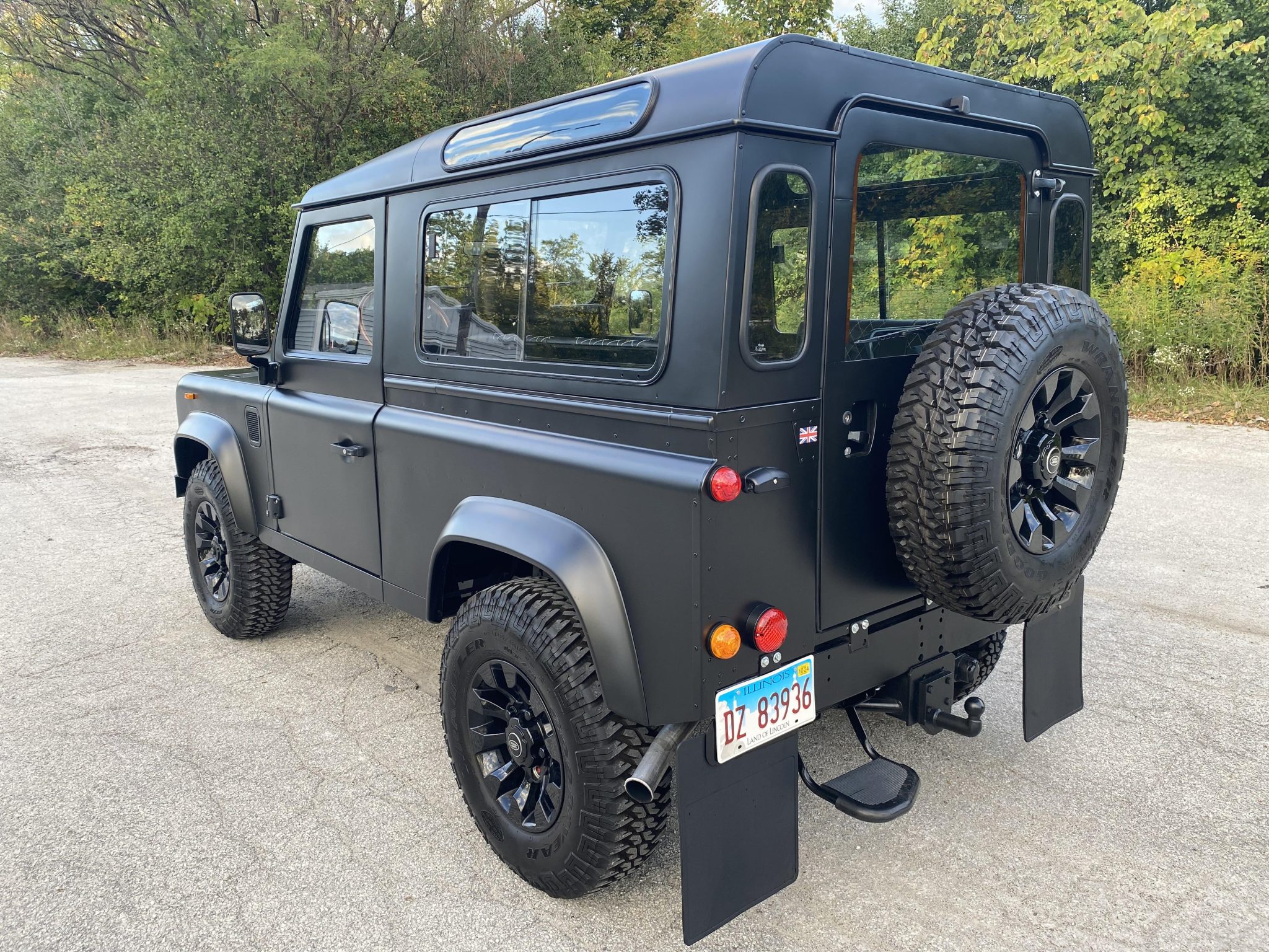 Land Rover 90 / Defender 90 (Euro Spec) 