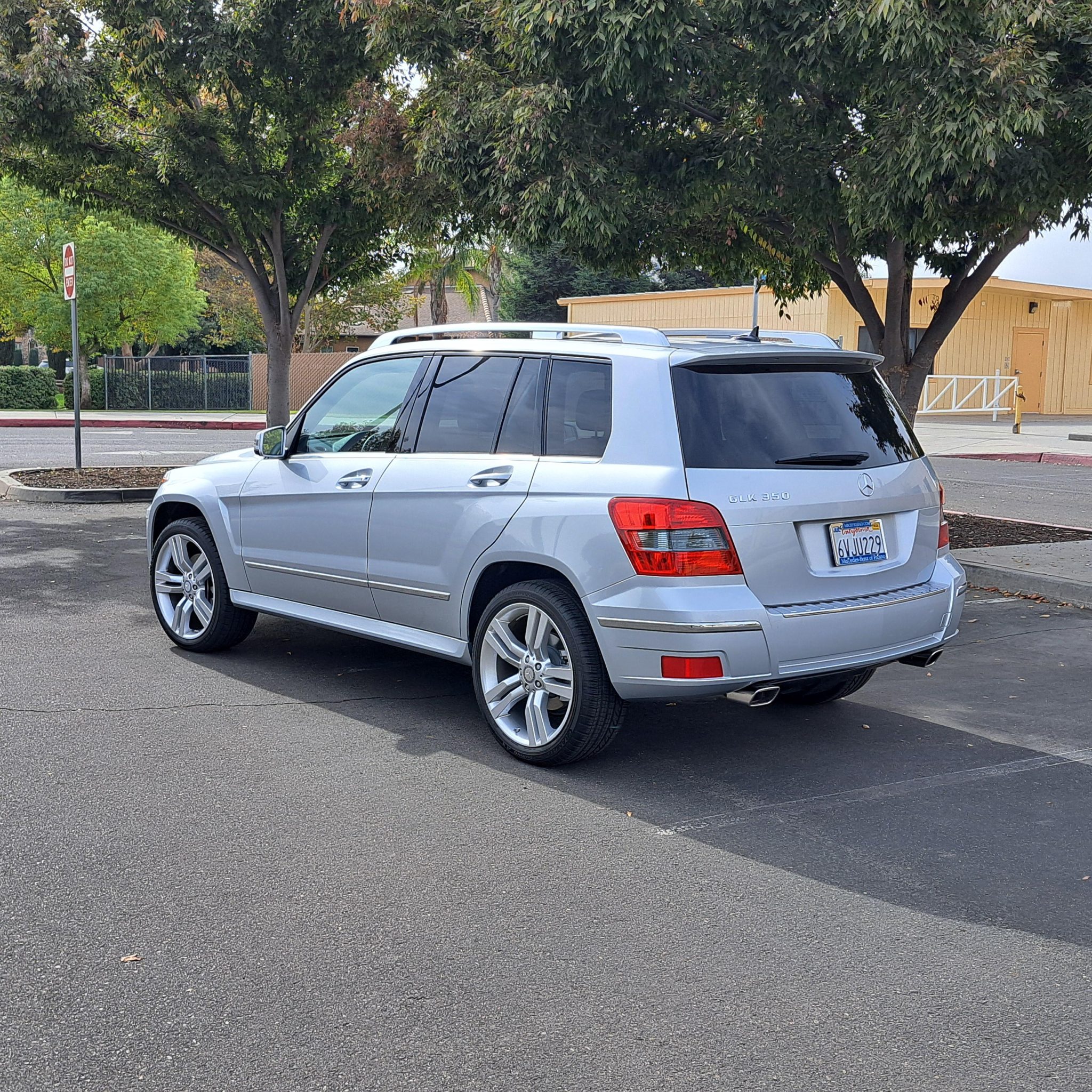 Mercedes-Benz GLK350 