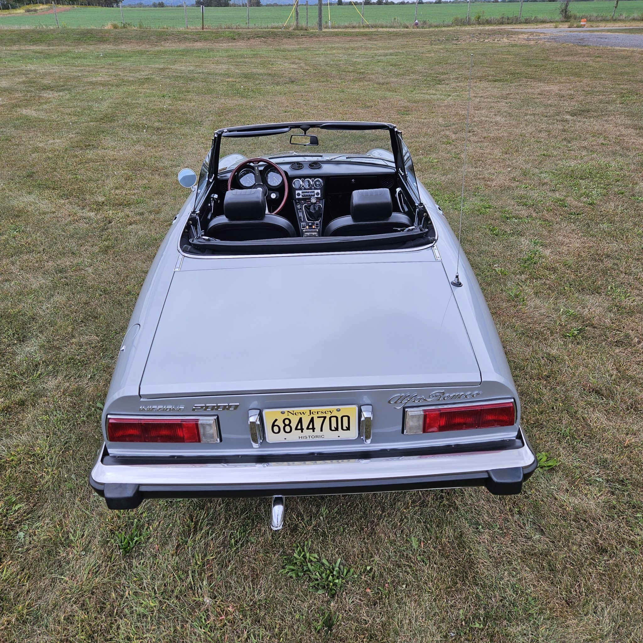 Alfa Romeo 105/115 Spider Series 2 