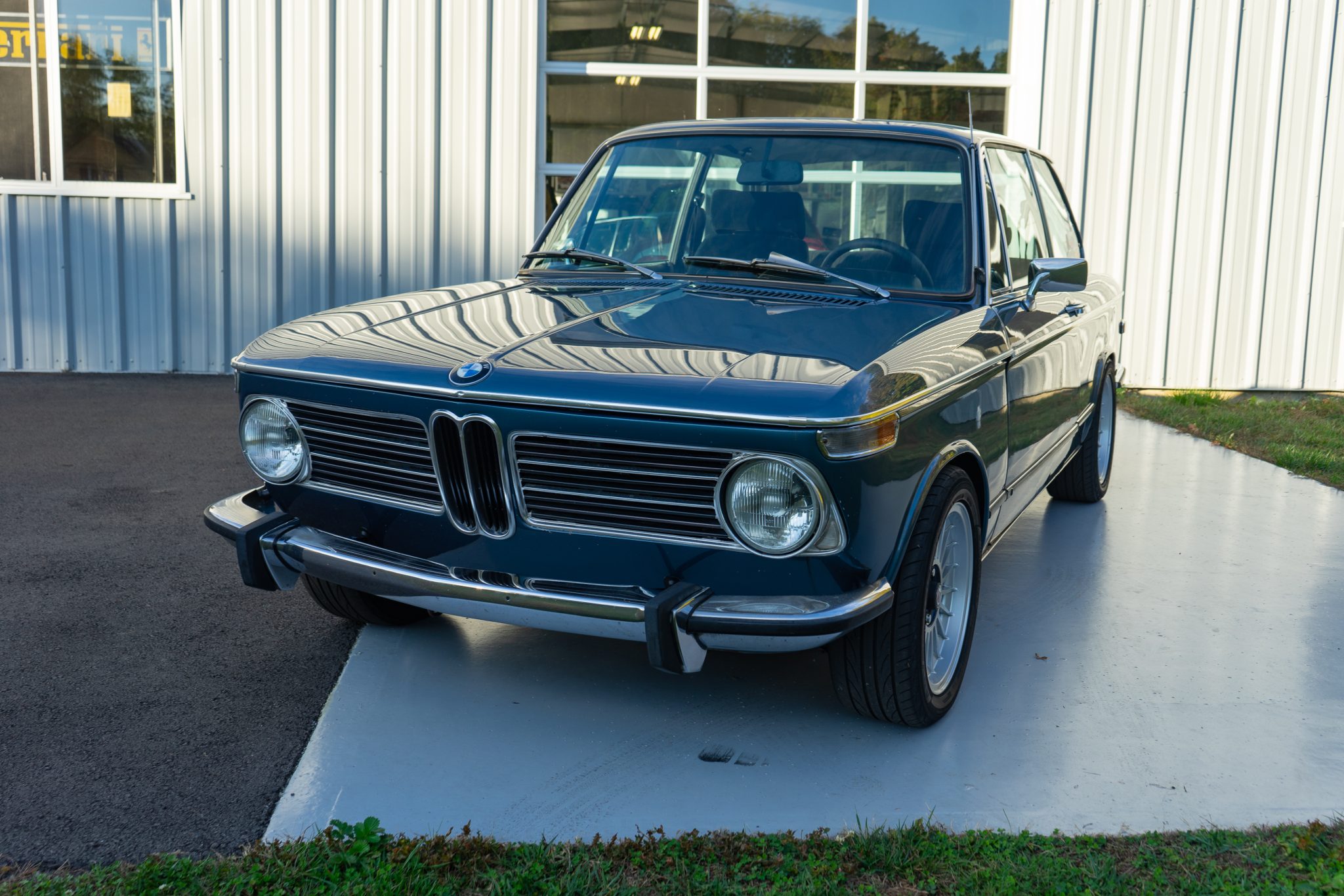 BMW 2002 