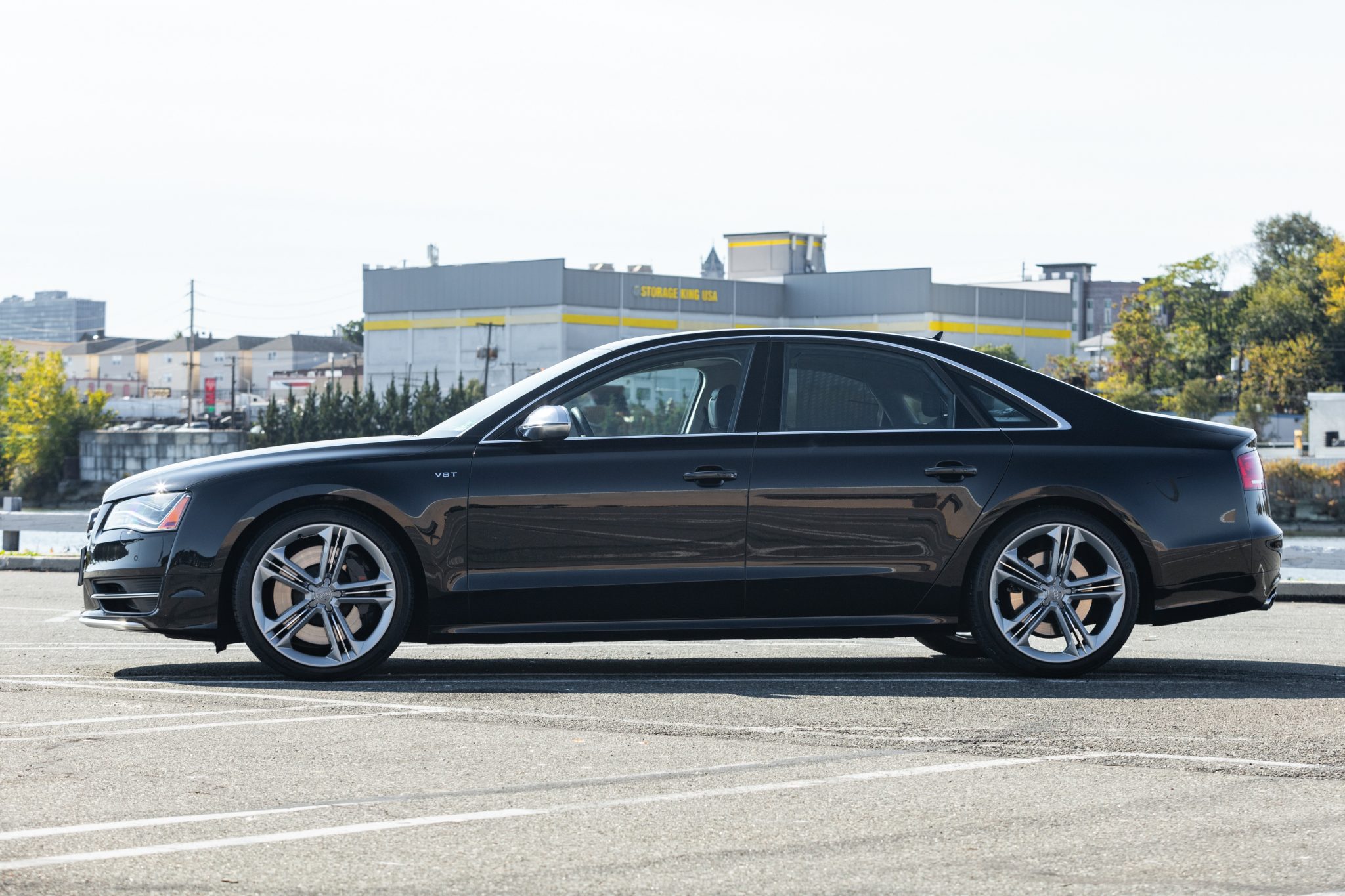 Audi S8 
