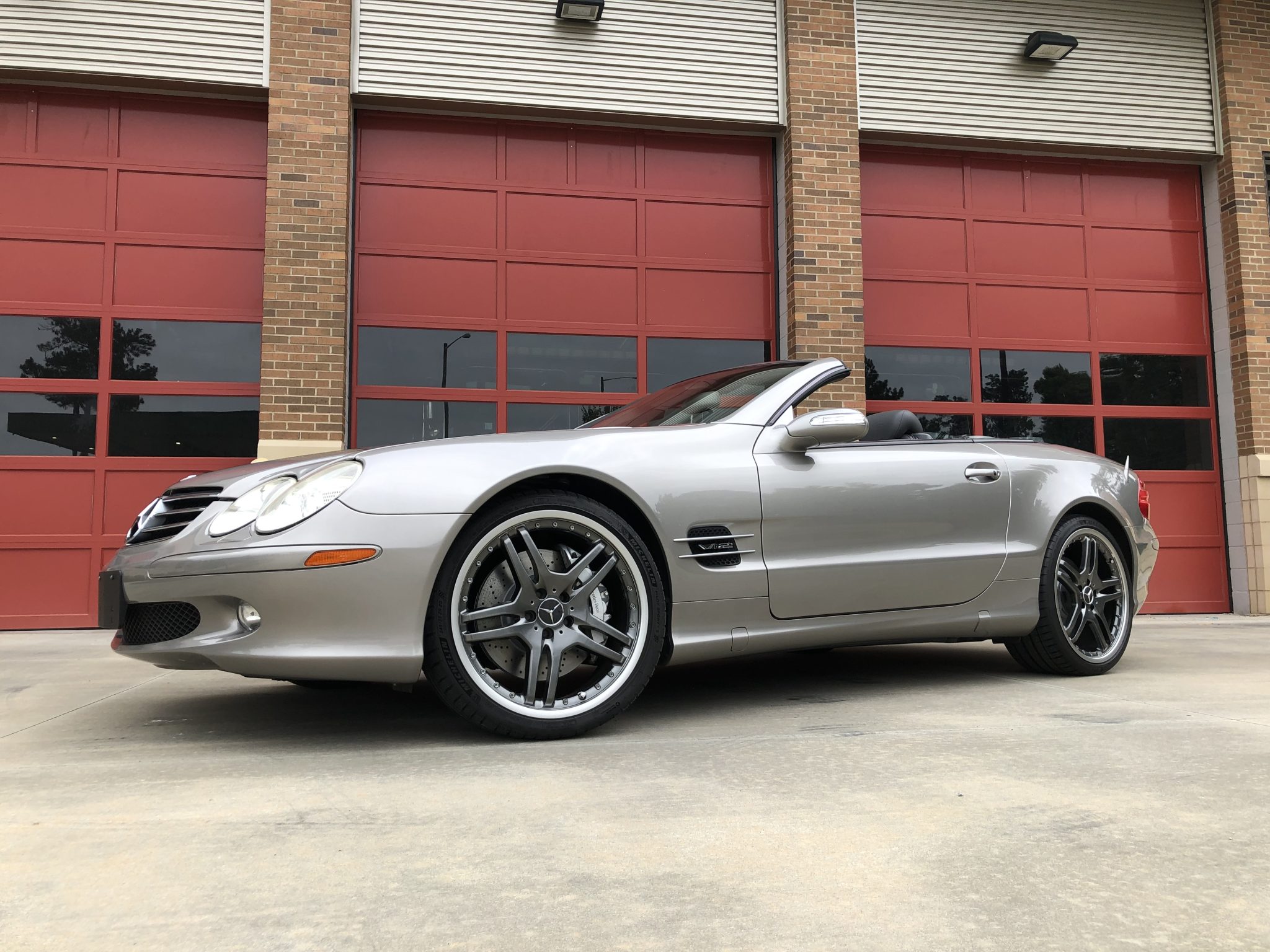 Mercedes-Benz R230 SL 