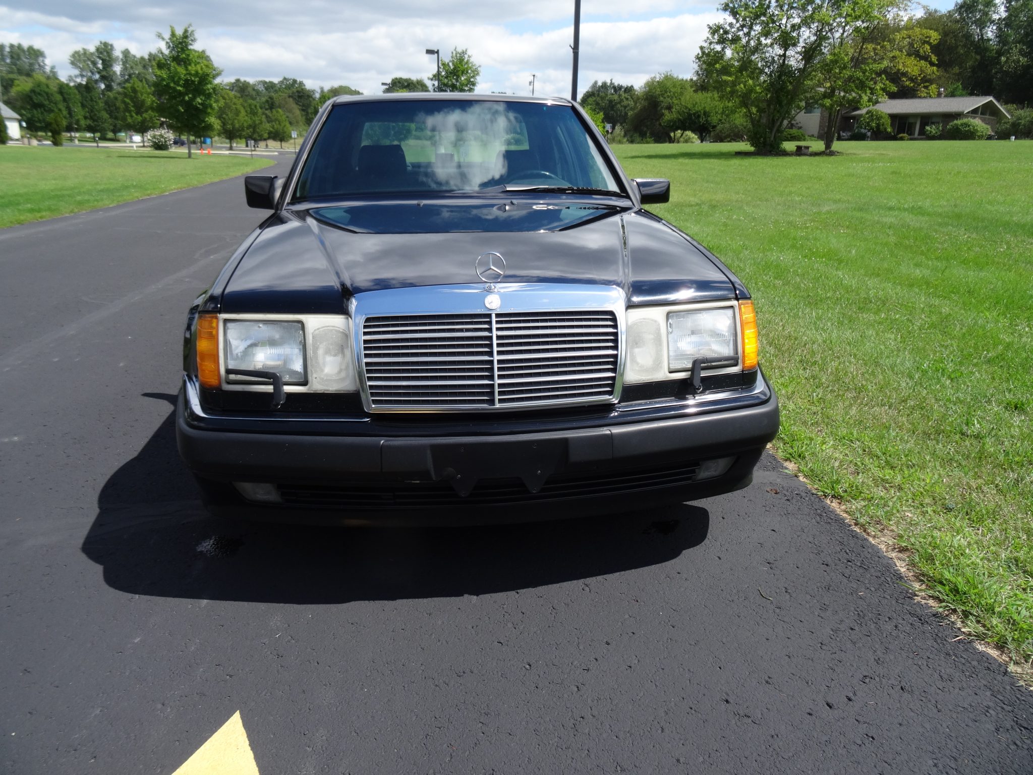 Mercedes-Benz 500E & E500 