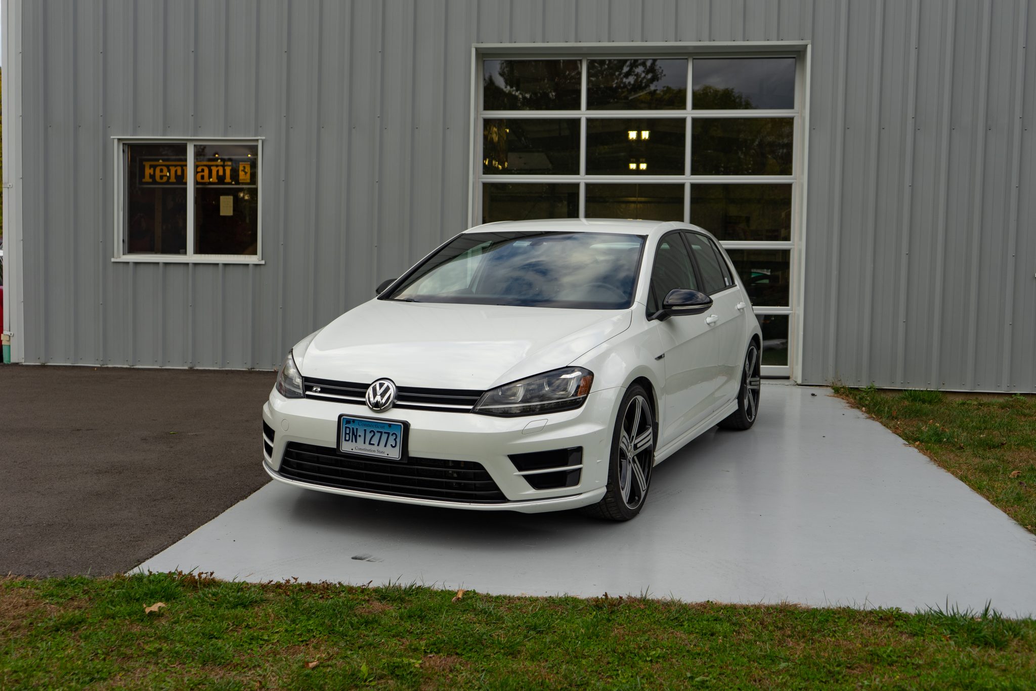 Volkswagen Golf R 