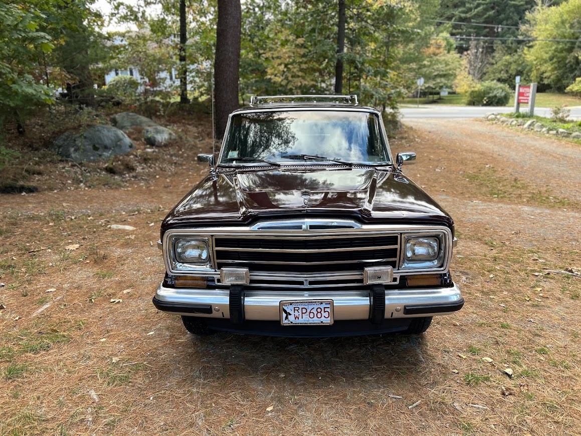 Jeep SJ Grand Wagoneer 