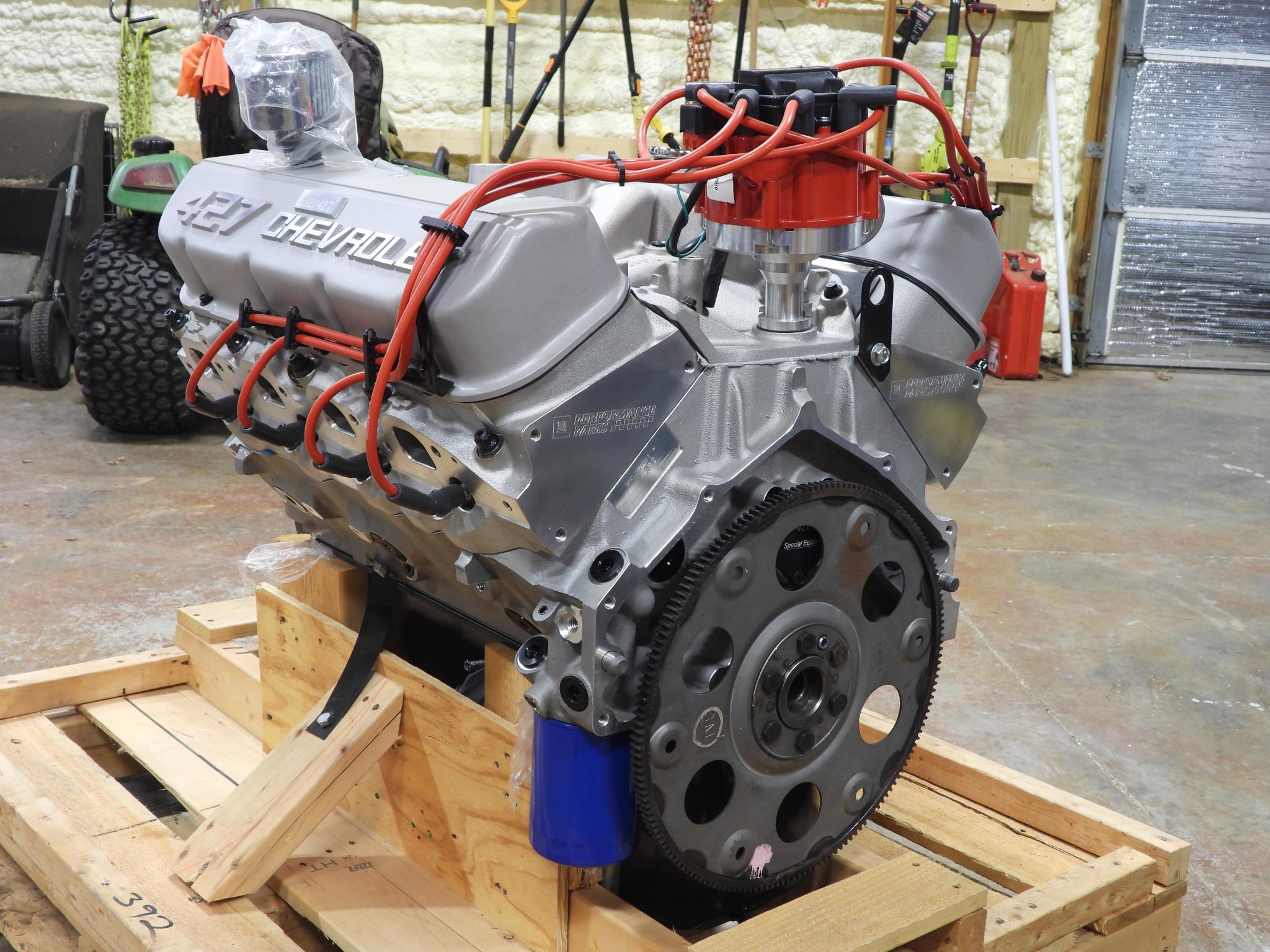 GM Performance Parts Anniversary Edition Chevrolet 427 Crate Engine