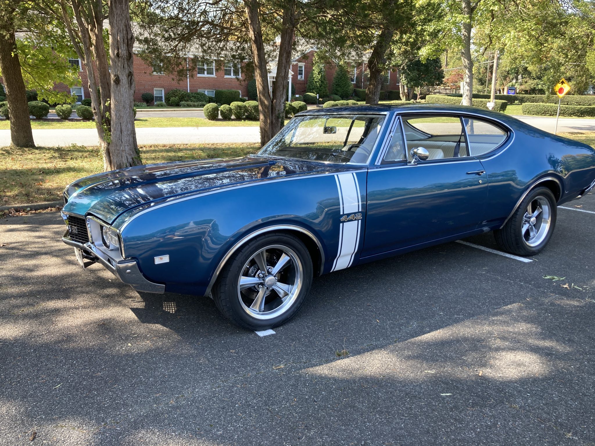 Oldsmobile 442 