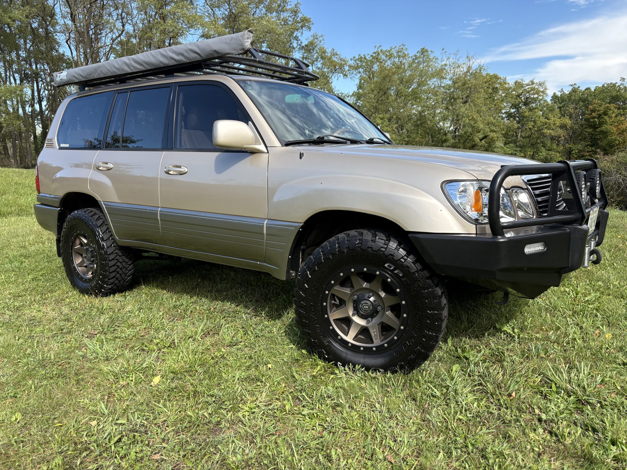 2001 Lexus LX470 