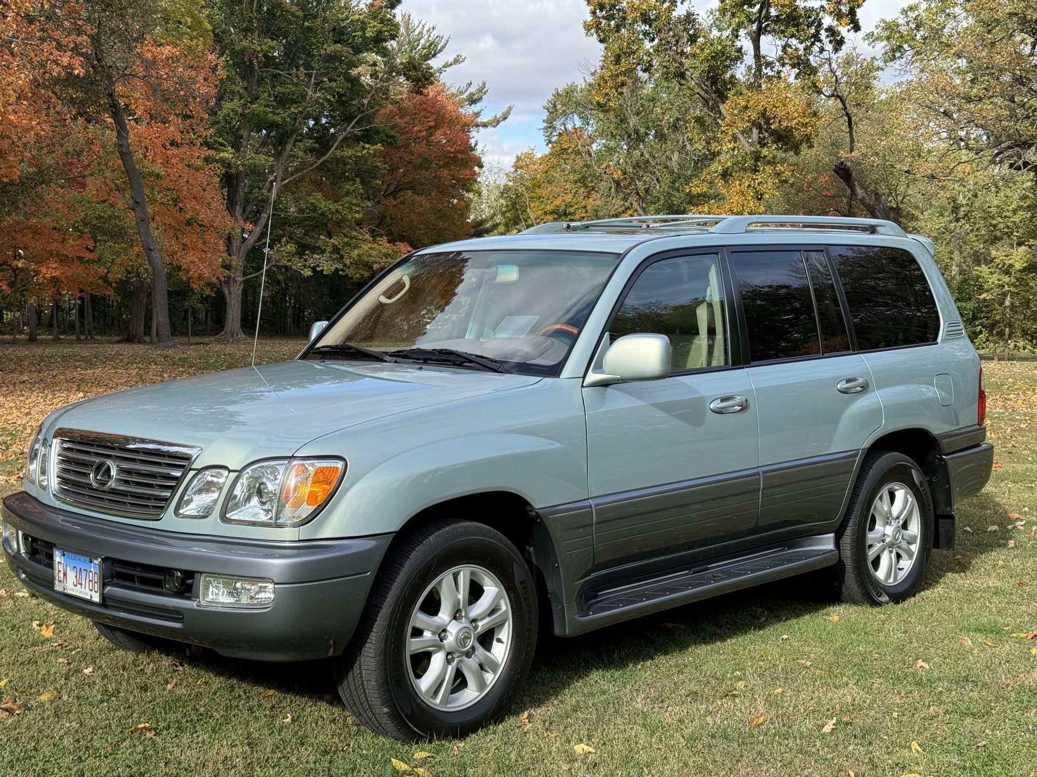 2004 Lexus LX470 