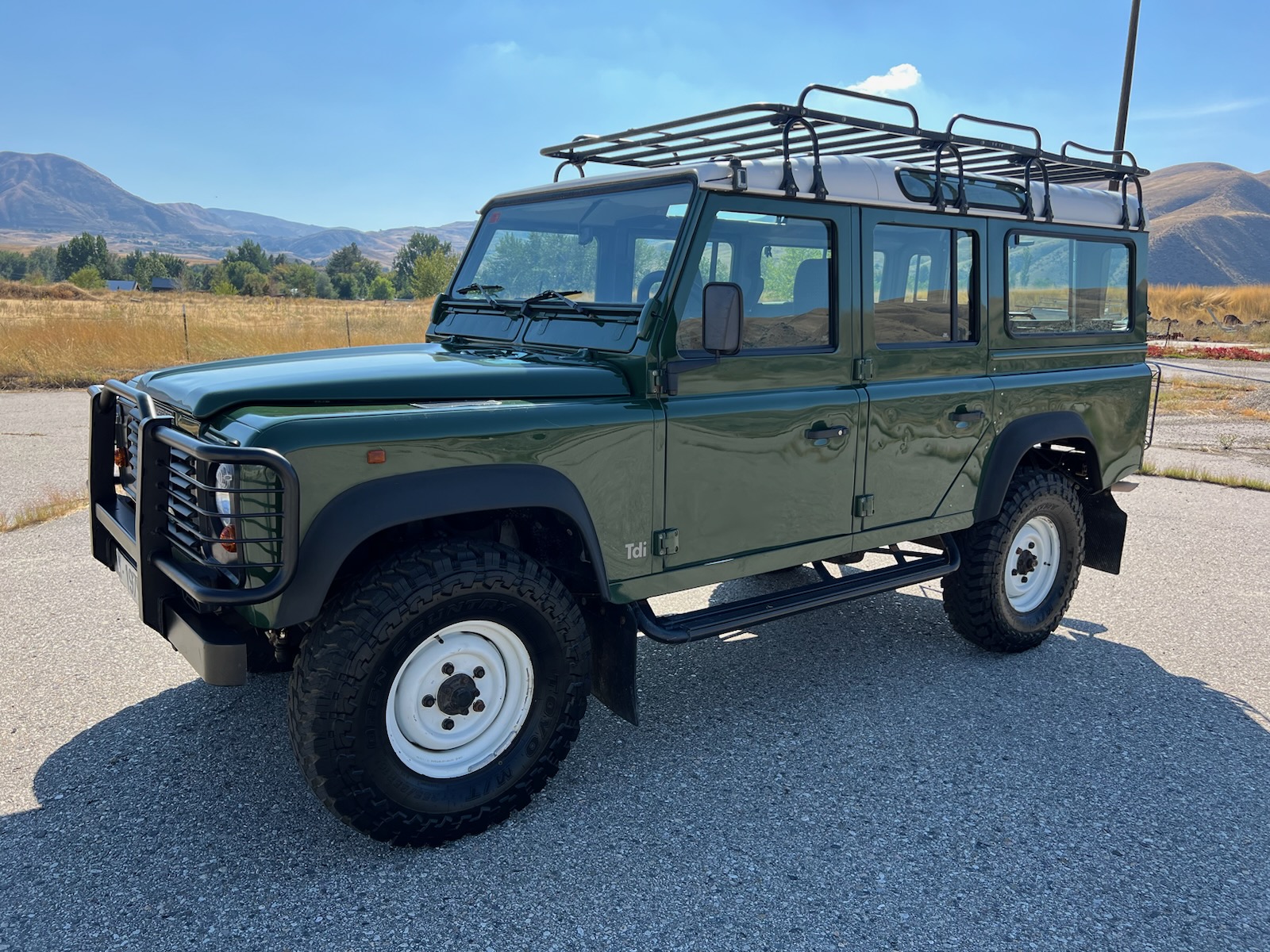 Land Rover 110 / Defender 110 (Euro Spec) 