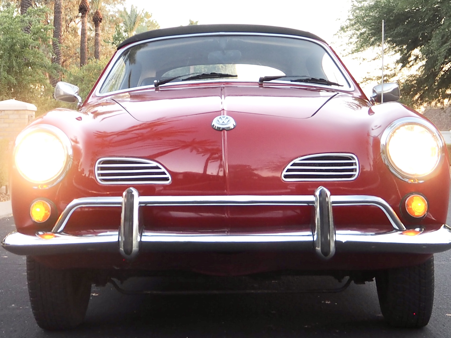 Volkswagen Karmann Ghia 