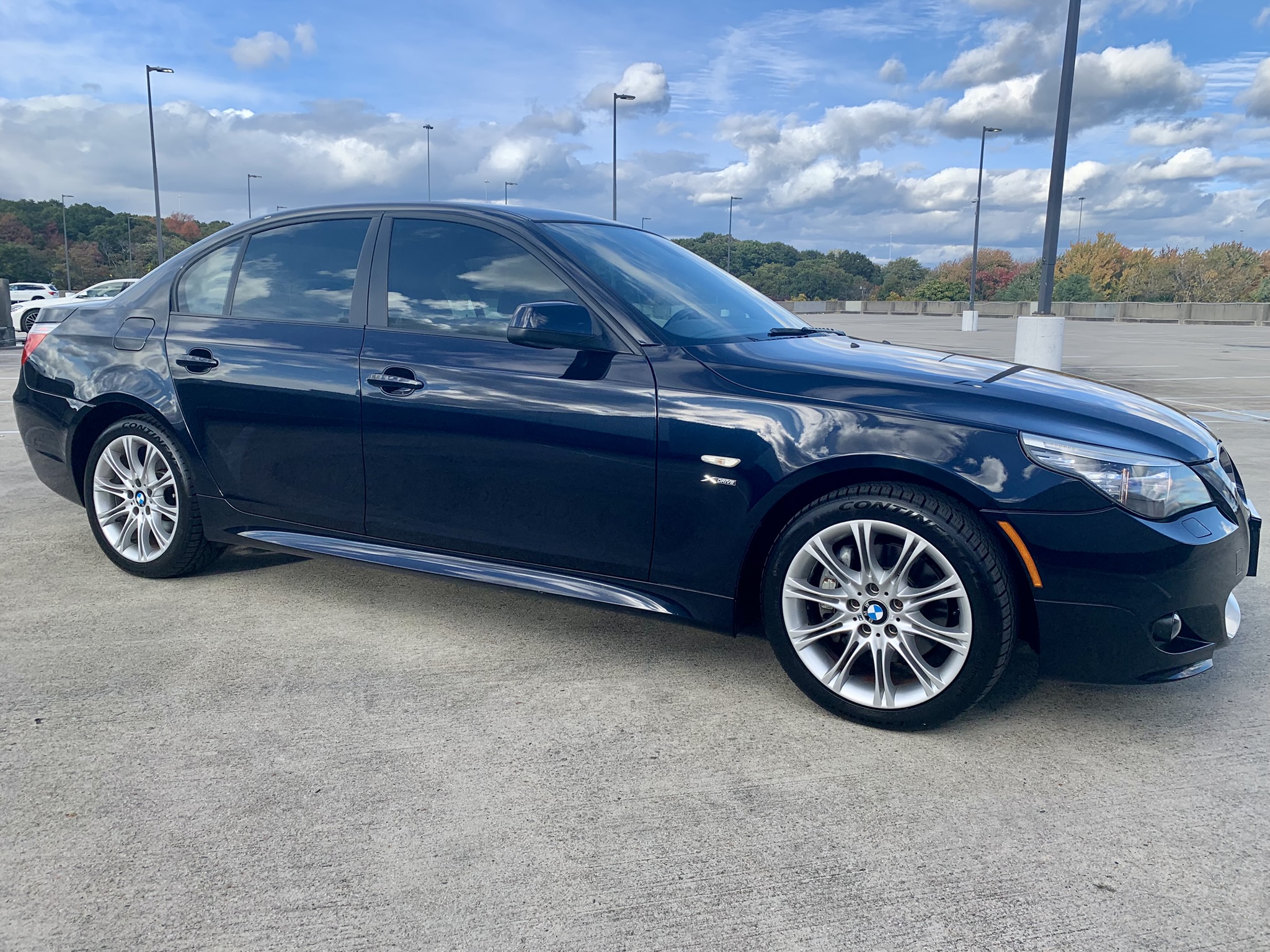 BMW E60 5-Series Sedan 