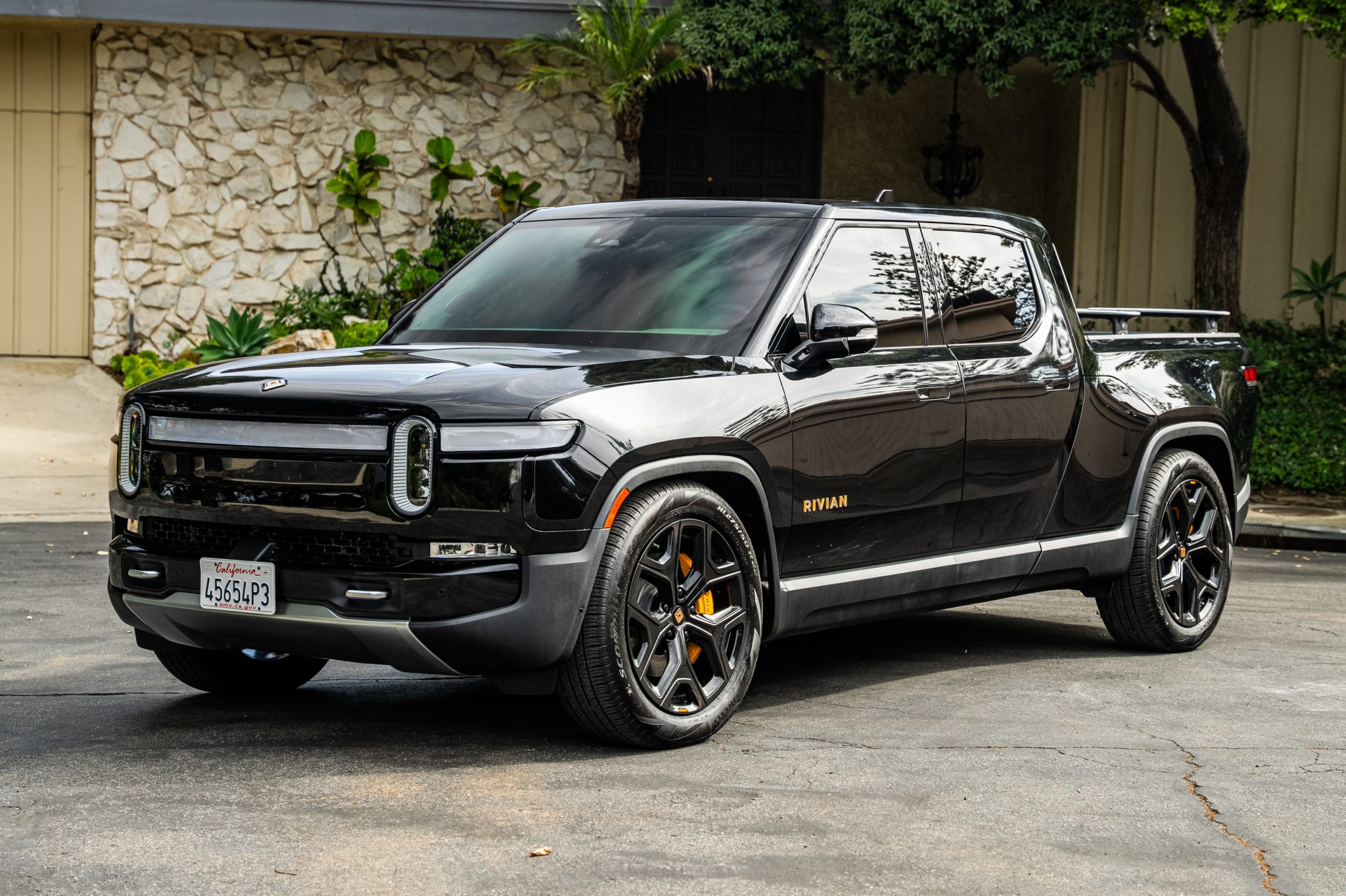 Rivian R1T 